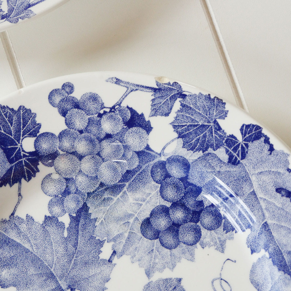 Pair of Vintage Windsor & Browne Blue Grape Vine Plates – Made in Italy, Vintage Italian Plates, Vintage Blue and White Italian Plates, Vintage Made in Italy Plates, Vintage Blue and White Fruit Plates