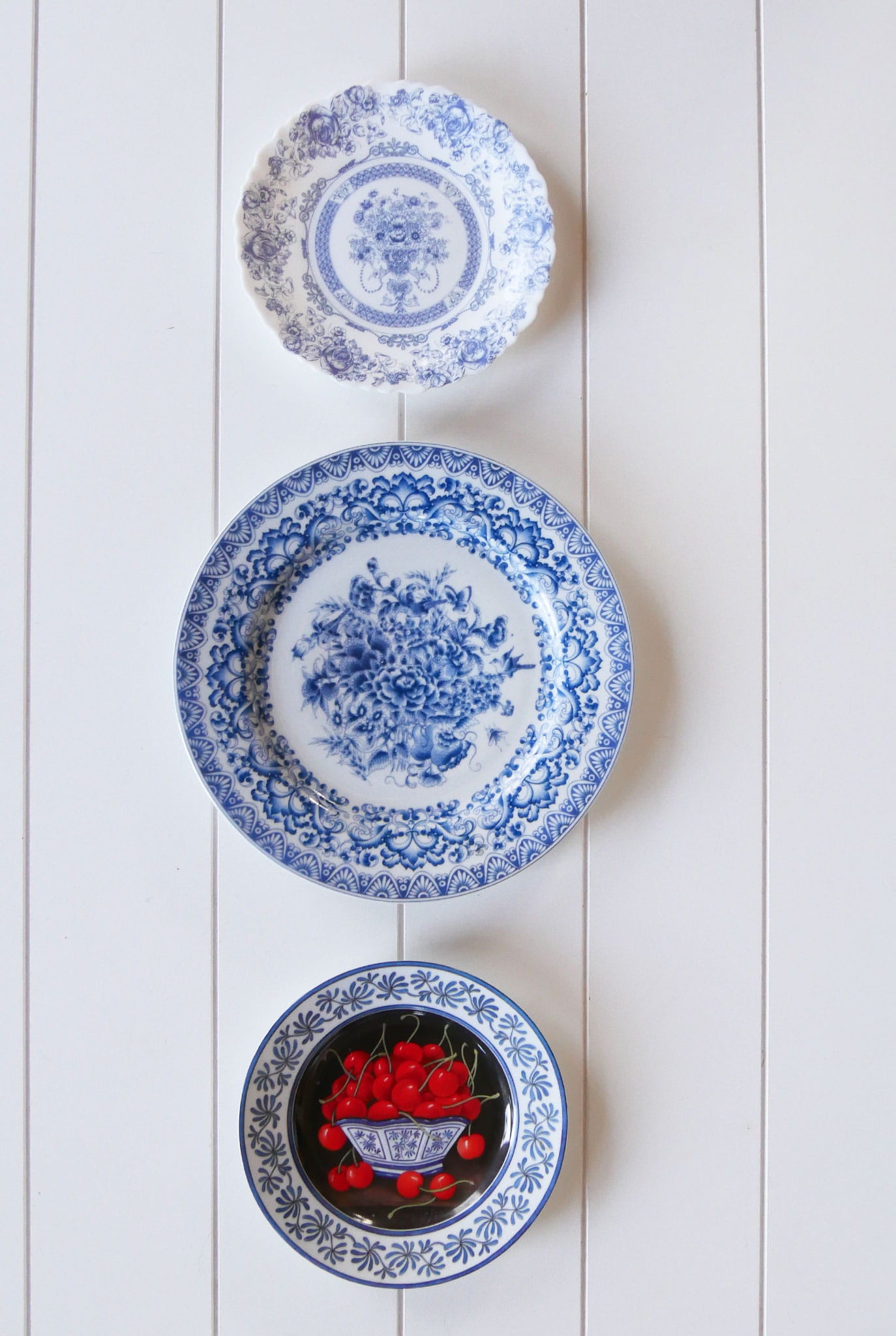 Vintage Blue and White Plate Gallery Wall Set, Blue and White Decorative Plate Wall, Vintage Plate Wall, Vintage Gallery Plate Wall