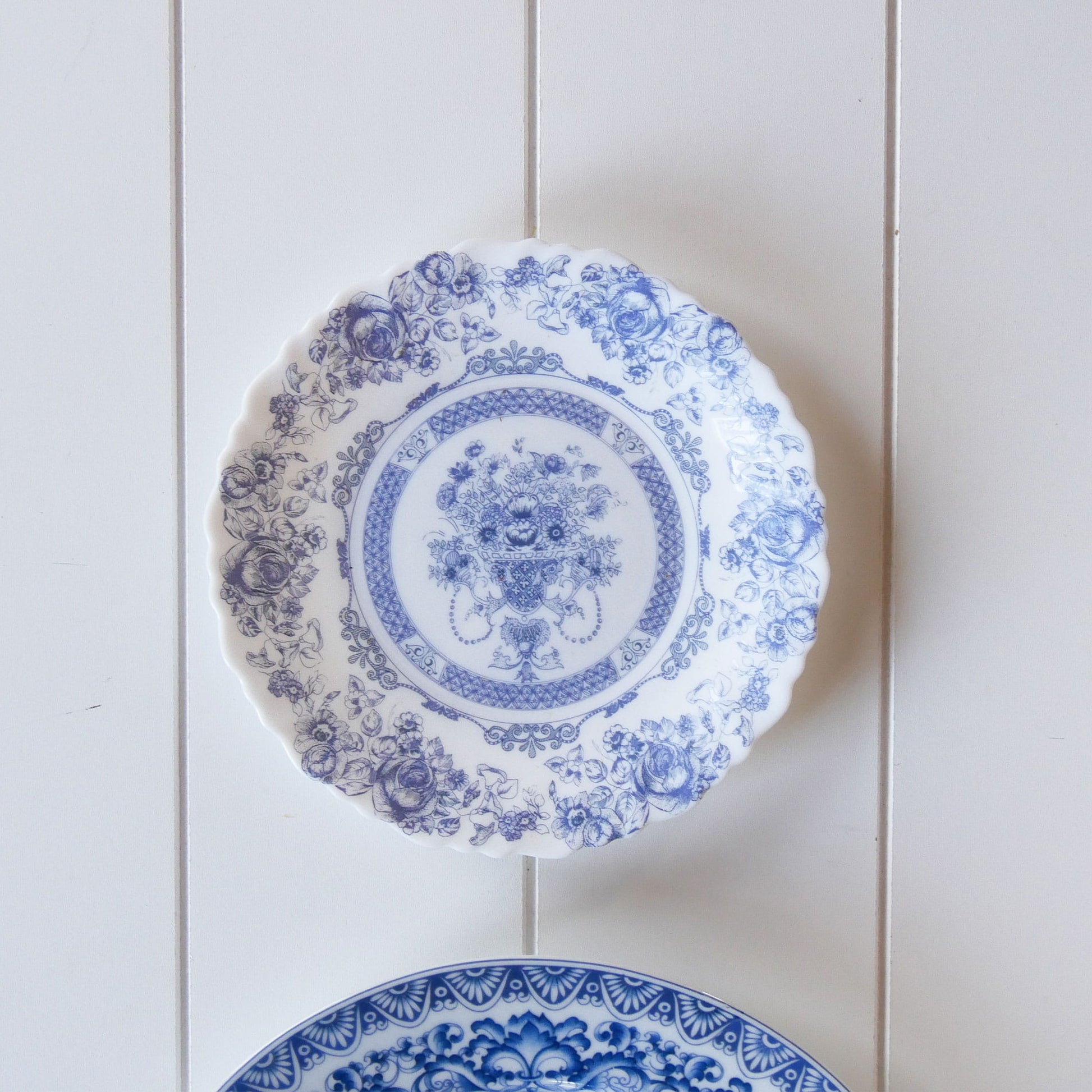Vintage Blue and White Plate Gallery Wall Set, Blue and White Decorative Plate Wall, Vintage Plate Wall, Vintage Gallery Plate Wall