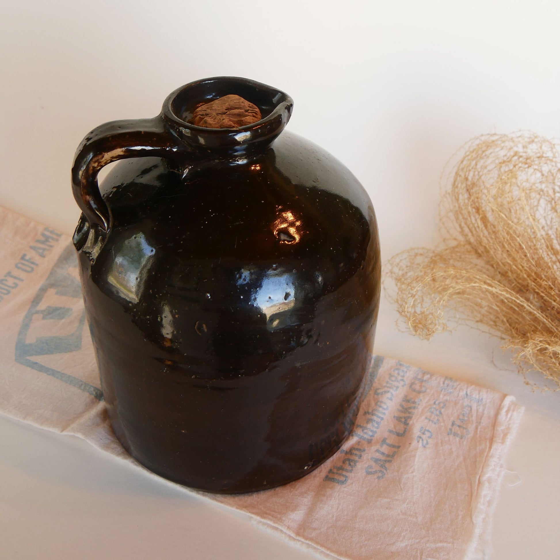 Glazed Brown Stoneware with Handle and Cork, Brown Glazed Handled Crock and Cork, Vintage Farmhouse Decor, Vintage Farmhouse Kitchen Decor, Vintage Crocks