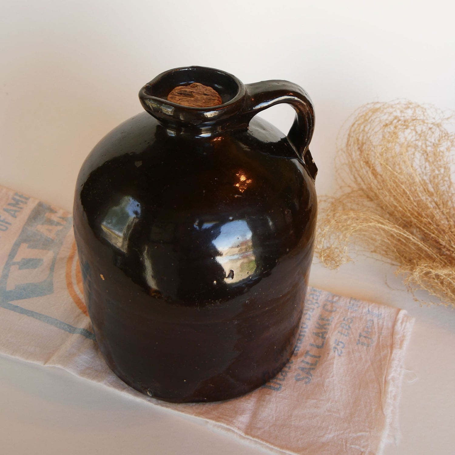 Glazed Brown Stoneware with Handle and Cork, Brown Glazed Handled Crock and Cork, Vintage Farmhouse Decor, Vintage Farmhouse Kitchen Decor, Vintage Crocks