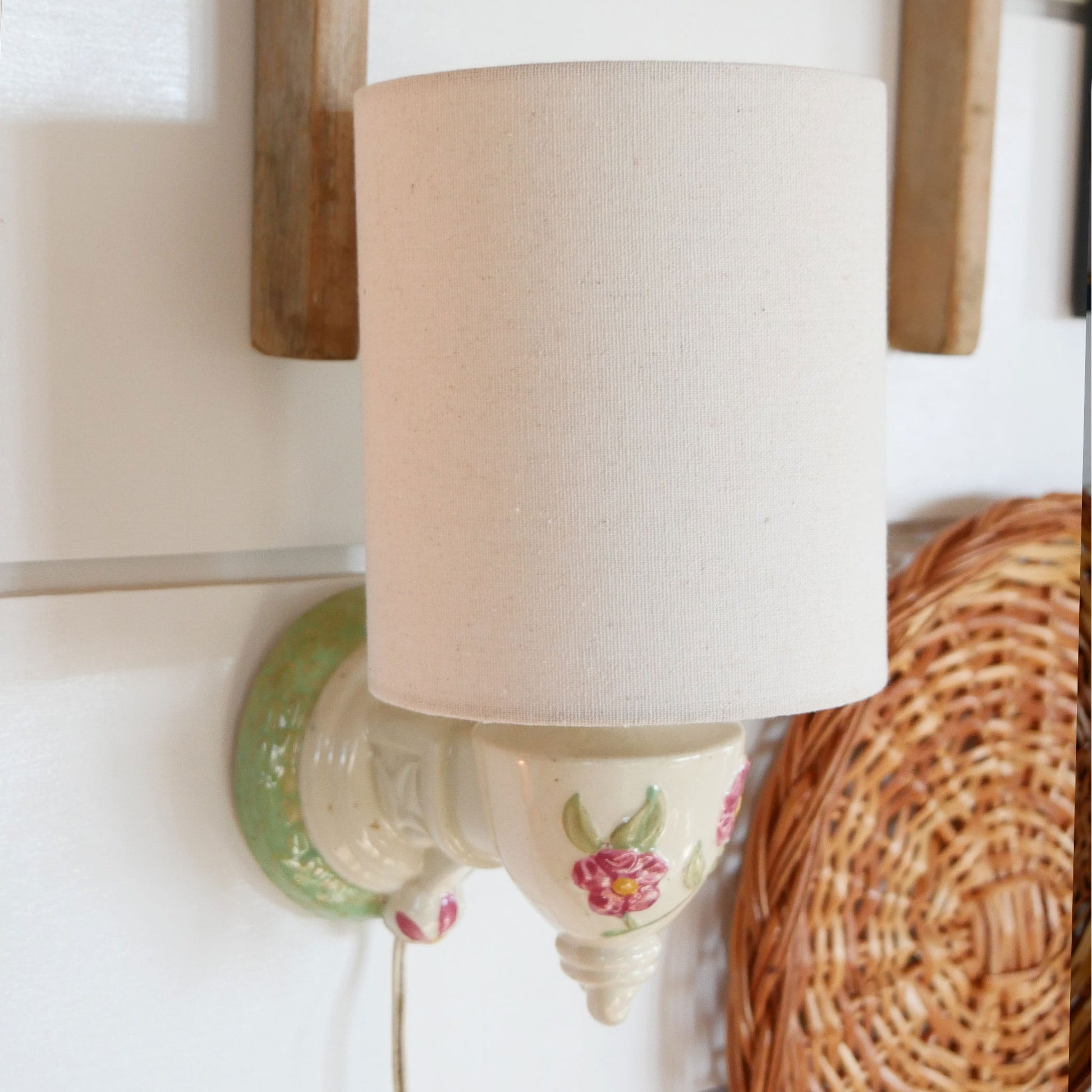 Ceramic Hand Painted Floral Wall Sconce and Linen Shade, Vintage Hand Painted Light Sconce, Hand Painted Wall Sconce, Vintage Wall Sconce, Vintage Cottage Wall Light