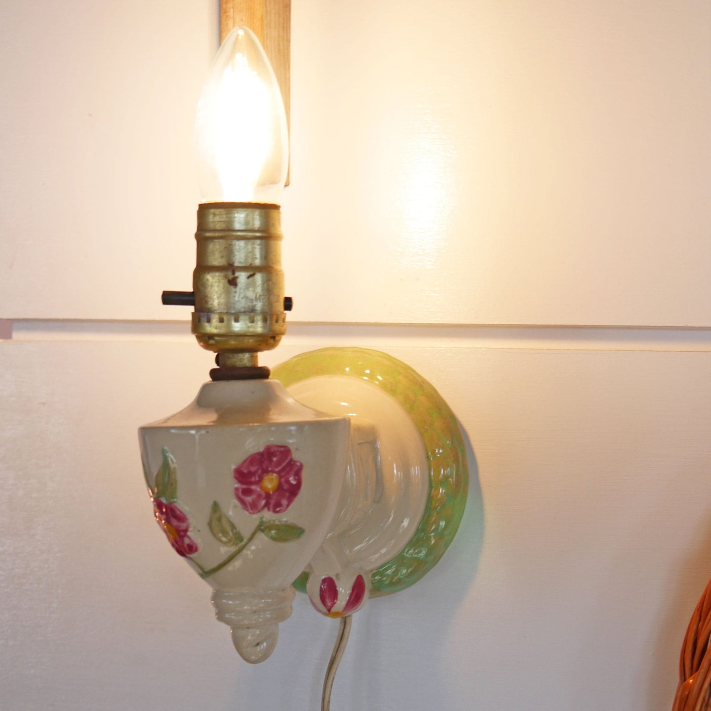 Ceramic Hand Painted Floral Wall Sconce and Linen Shade, Vintage Hand Painted Light Sconce, Hand Painted Wall Sconce, Vintage Wall Sconce, Vintage Cottage Wall Light