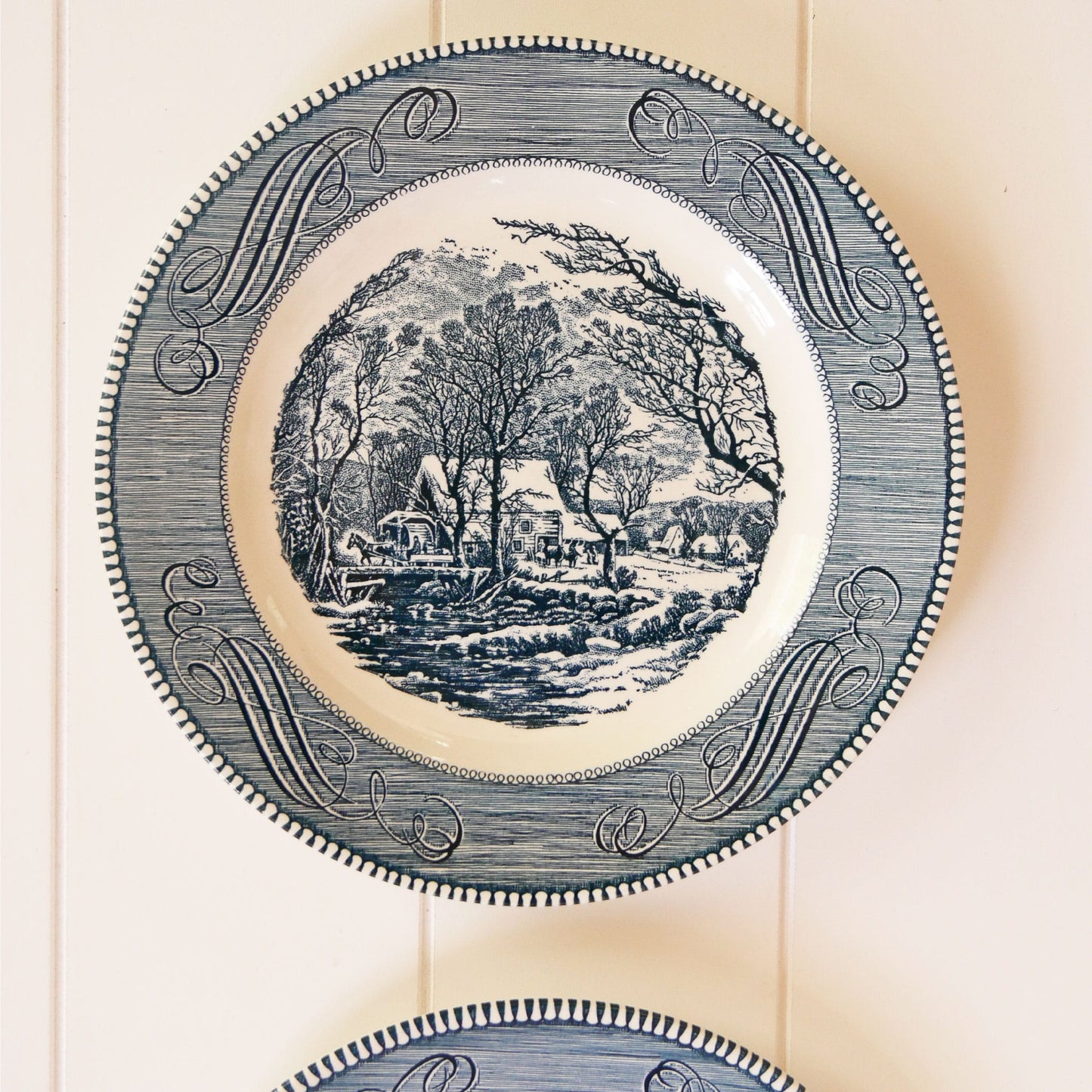 Vintage Currier and Ives Dinner Plate, Vintage Blue and White Decorative Plate, Vintage Blue White Currier and Ives Plate, Vintage Harvest Plates, VIntage Farmhouse Plates, Vintage Blue Farmhouse Plates