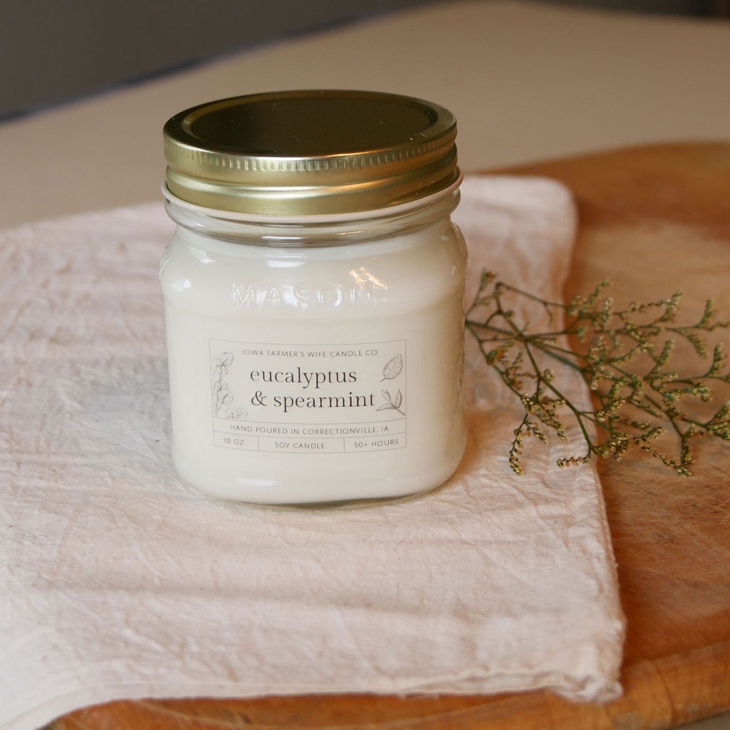 Iowa Farmer's Wife 8oz Soy Candle, Mason Jar