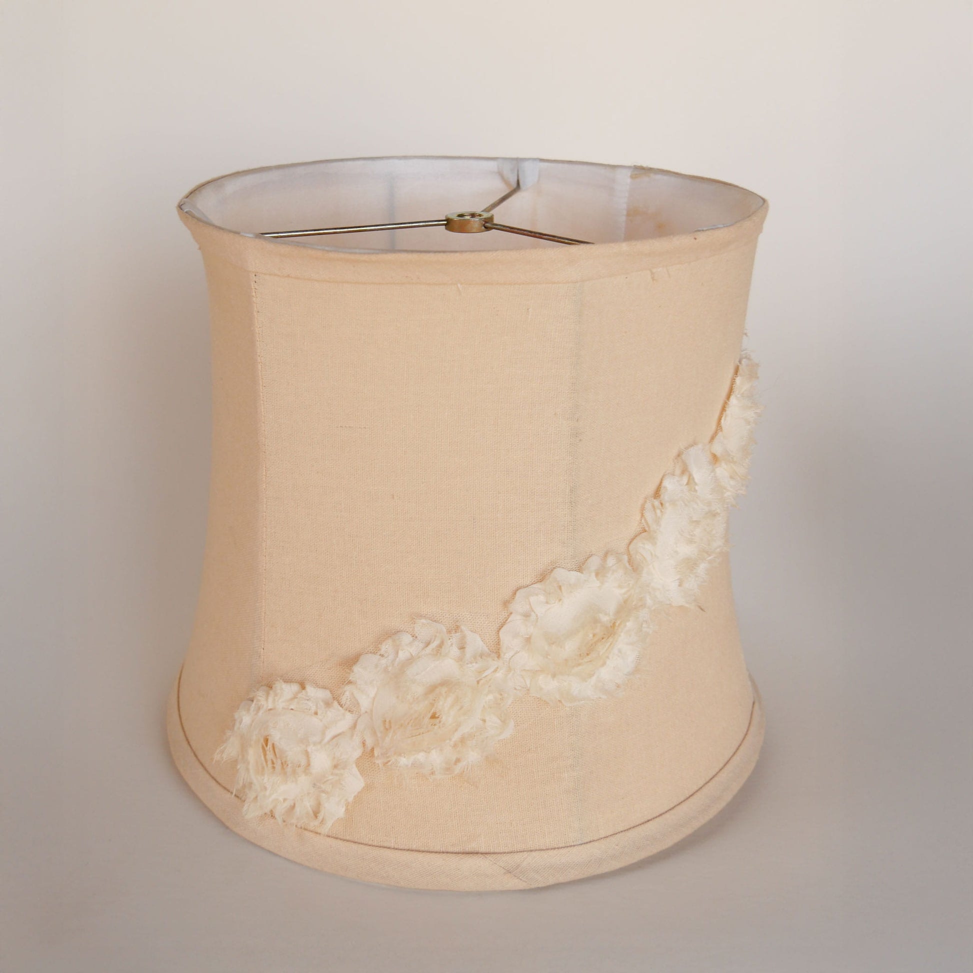 Vintage Linen Drum Lamp Shade with Floral Design, Shabby Chic Lamp Shade, Vintage Linen Shade, Vintage Linen Lamp Shade, Vintage COttagecore Lamp Shade, Vintage Cottagecore Decor, Vintage COttage Lighting