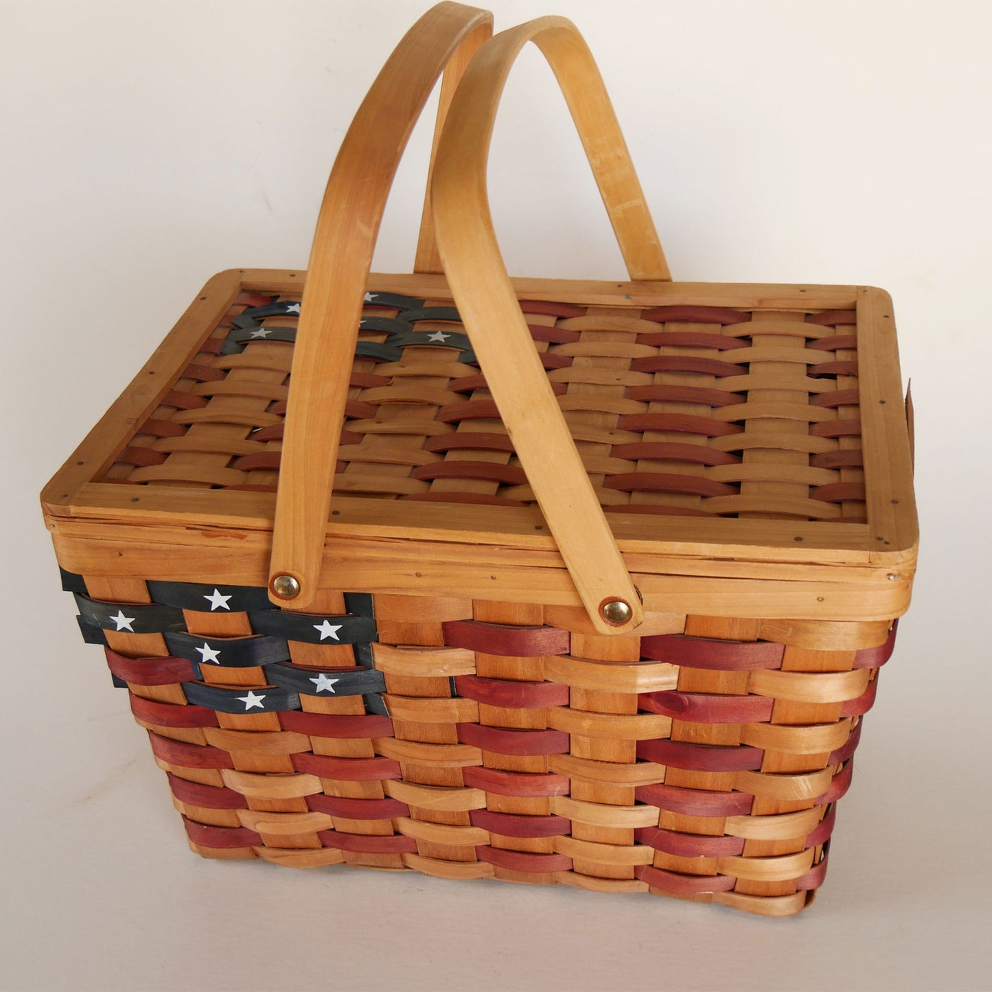 Large American Flag Picnic Basket, American Flag Basket, Vintage Fourth of July Basket, Vintage American Flag Picnic Basket