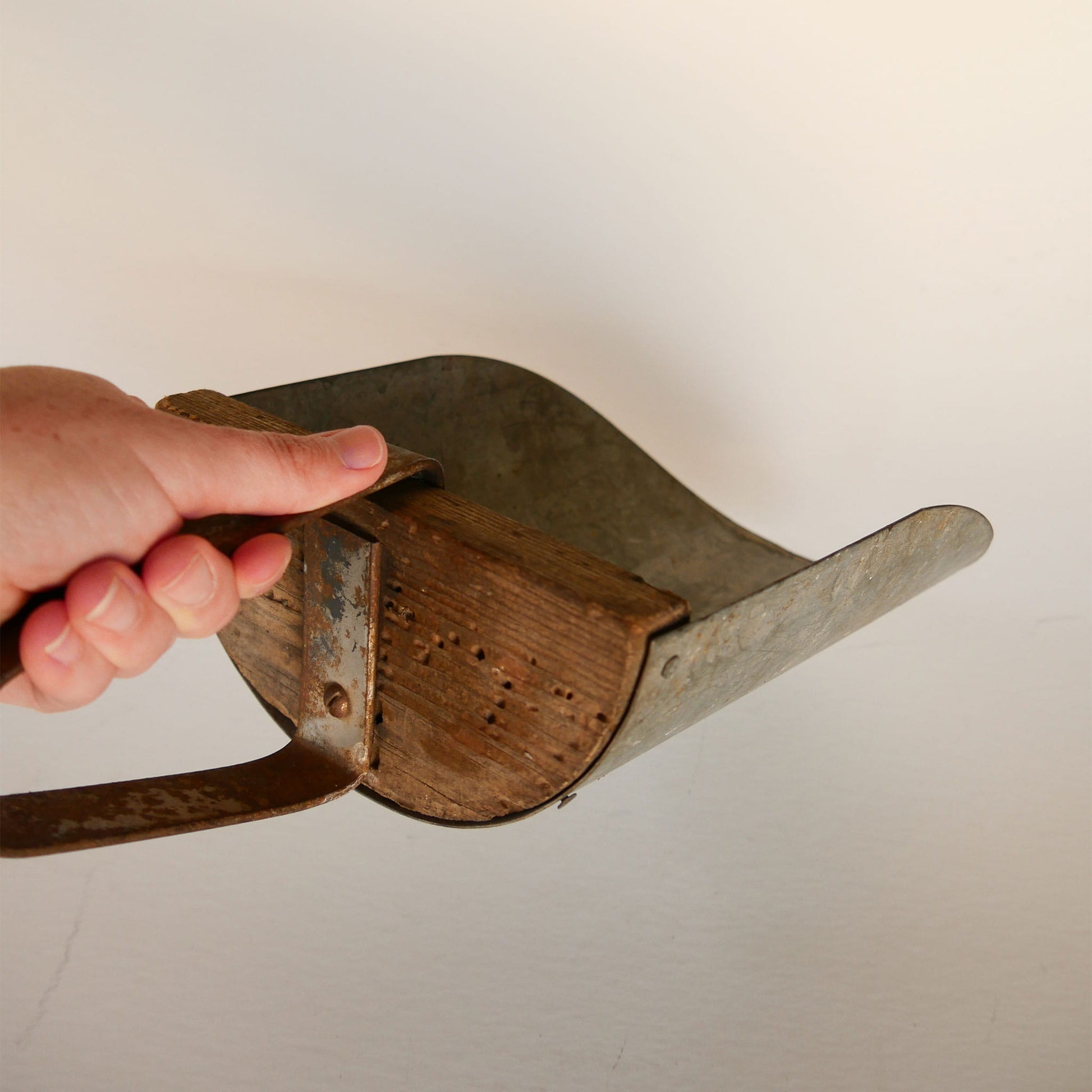 Antique Metal and Wood Feed Scoop, Primitive Decor, Primtiive Scoop, Large Vintage Metal Scoop, Primitive Kitchen Decor, Antique Scoop