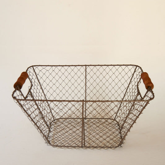 Large Rectangle Wire Basket with Wooden Handles, Vintage Wire Basket, Vintage Wire Egg Basket, Wire Basket Wood Handles