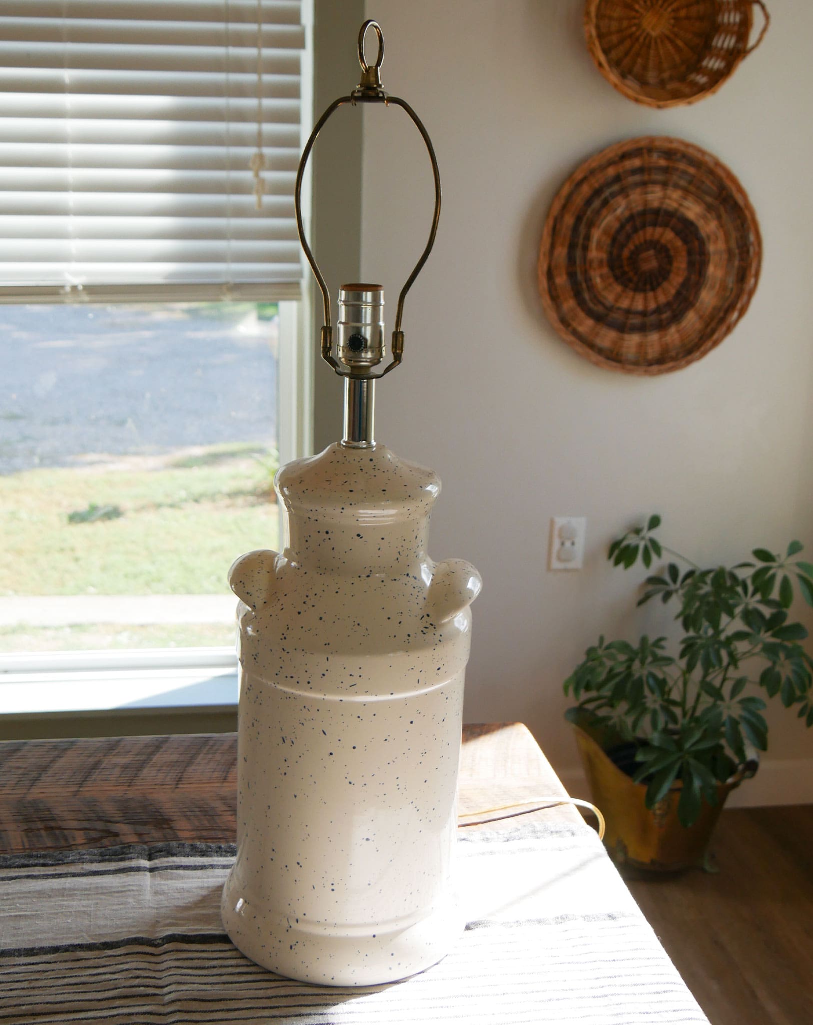White and Blue Speckled Milk Can Lamp, Milk Can Lamp, Farmhouse Lamp, Vintage Farmhouse Lighting, Vintage Milk Can Lamp