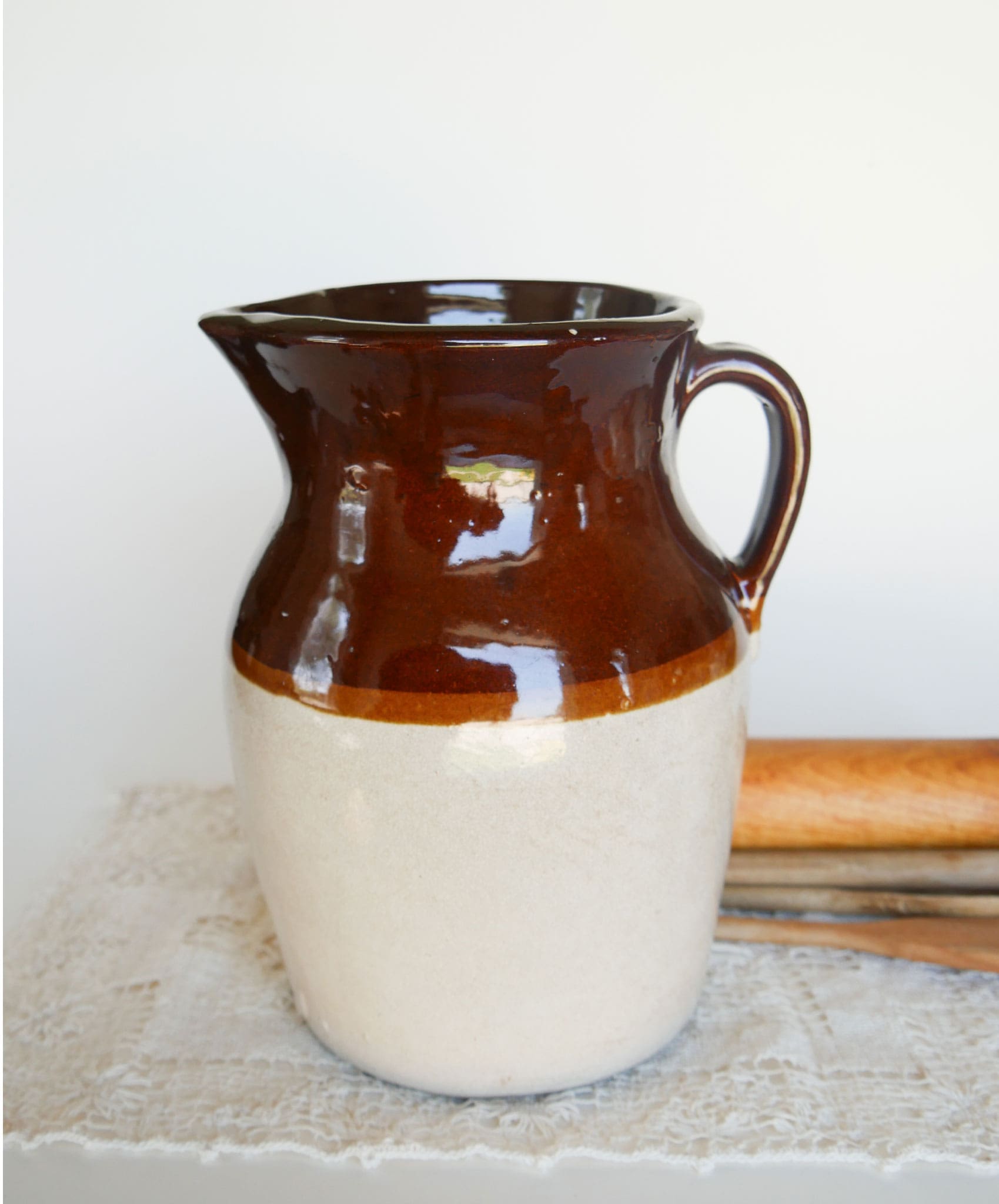 Large Vintage Two-Tone Pottery Stoneware Pitcher, Roseville Pitcher Made in USA Vintage Farmhouse Pottery Pitcher, Vintage Farmhouse Stoneware 