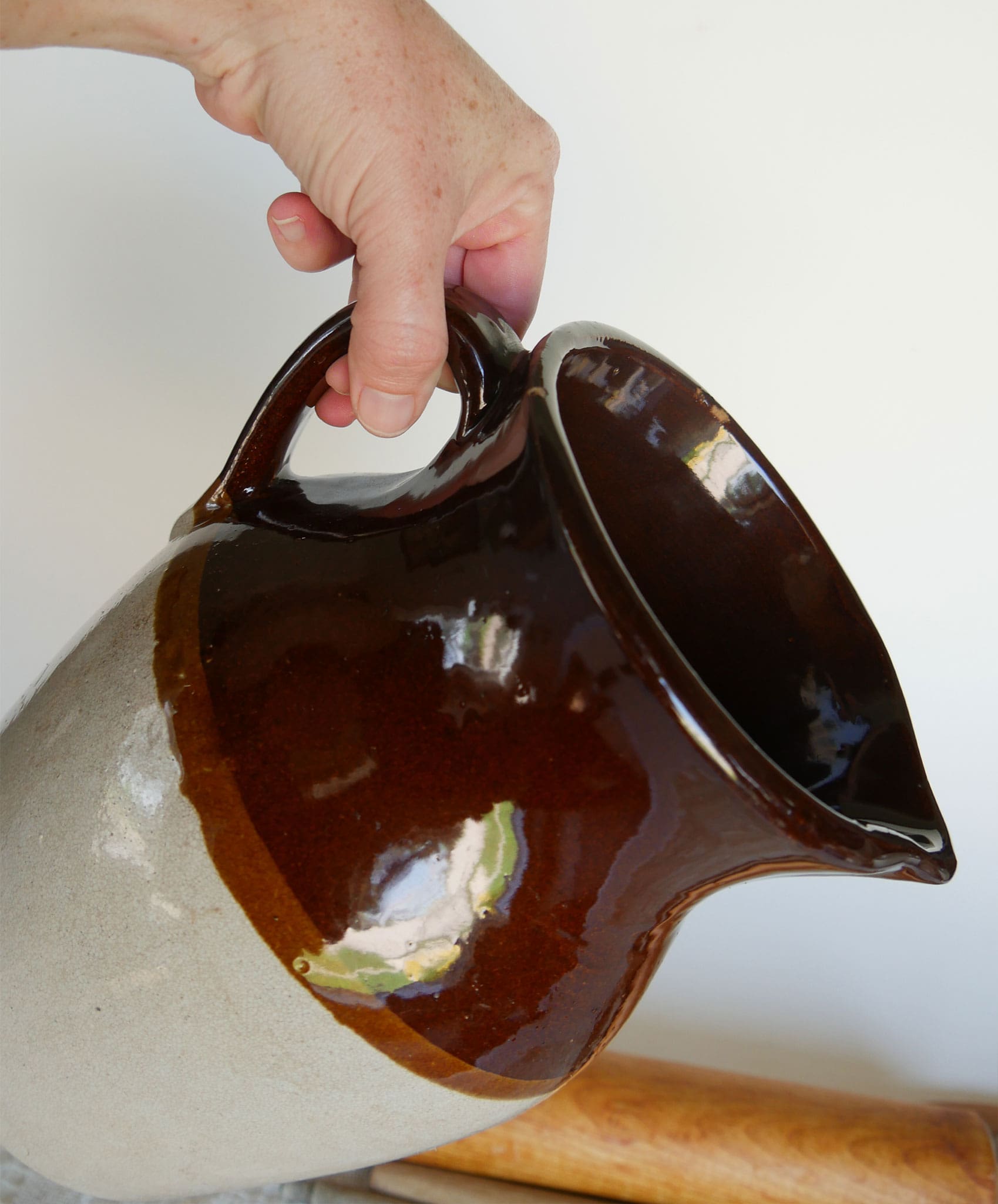 Large Vintage Two-Tone Pottery Stoneware Pitcher, Roseville Pitcher Made in USA Vintage Farmhouse Pottery Pitcher, Vintage Farmhouse Stoneware 