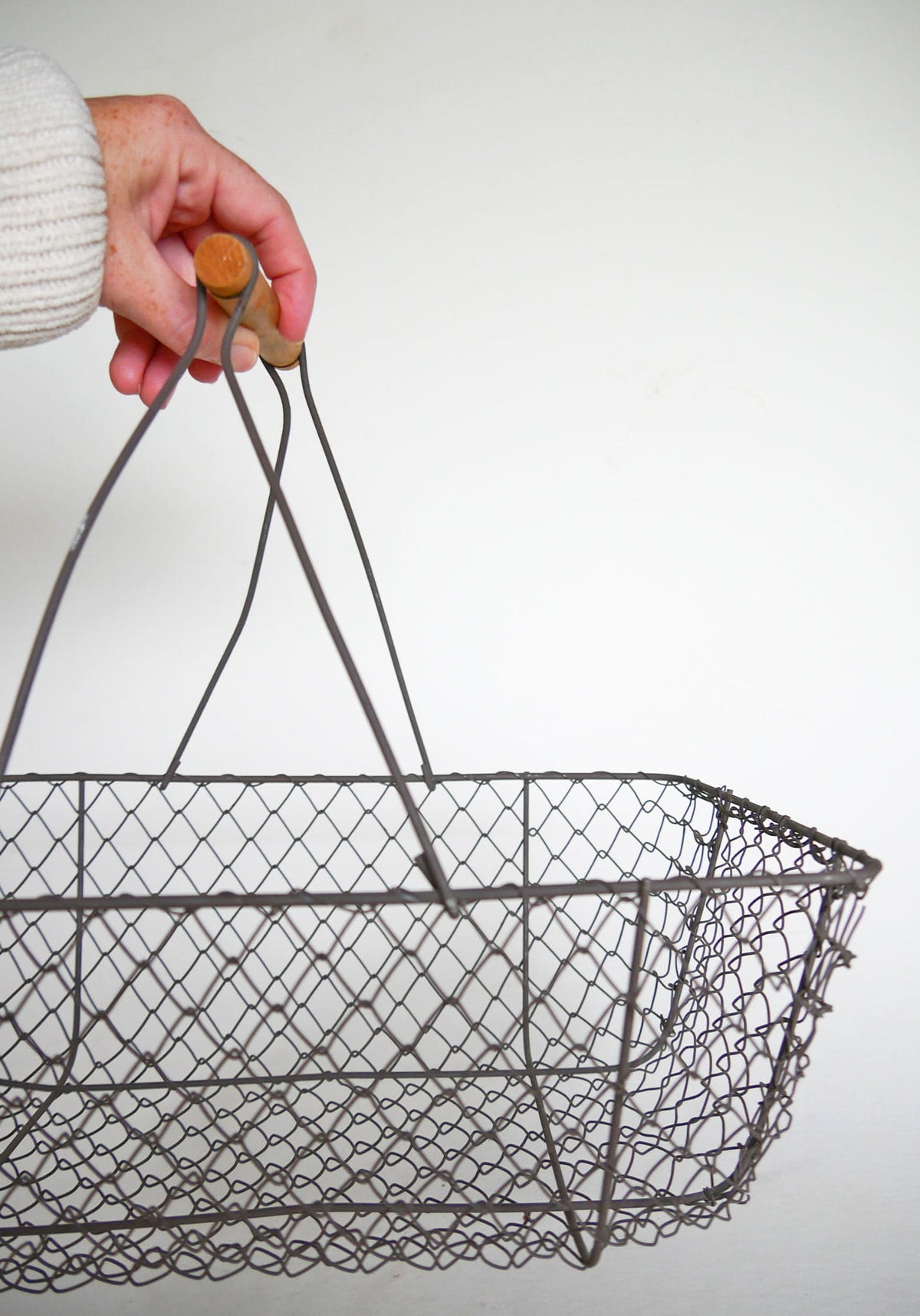 Vintage Chicken Wire Handle Gathering Basket, Vintage Wire Egg Basket, Vintage Wire Basket, Vintage Wire Gathering Basket, Vintage Egg Basket, Vintage Wire Egg Basket, Vintage Egg Basket