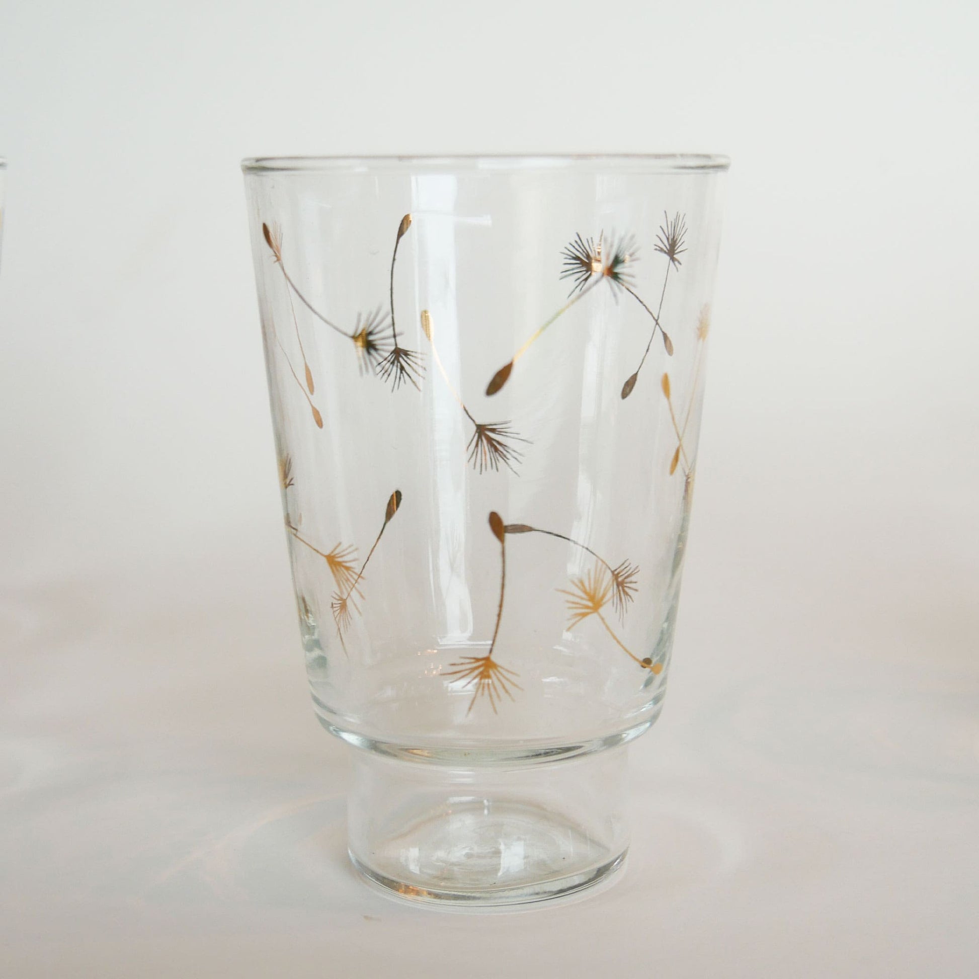 1960s MCM Libbey Windblown Gold Dandelion Seed Pedestal Glassware Set, 8 10oz Glasses 1 4oz Tumbler Vintage MCM Glassware Vintage Midecentury Modern Glassware
