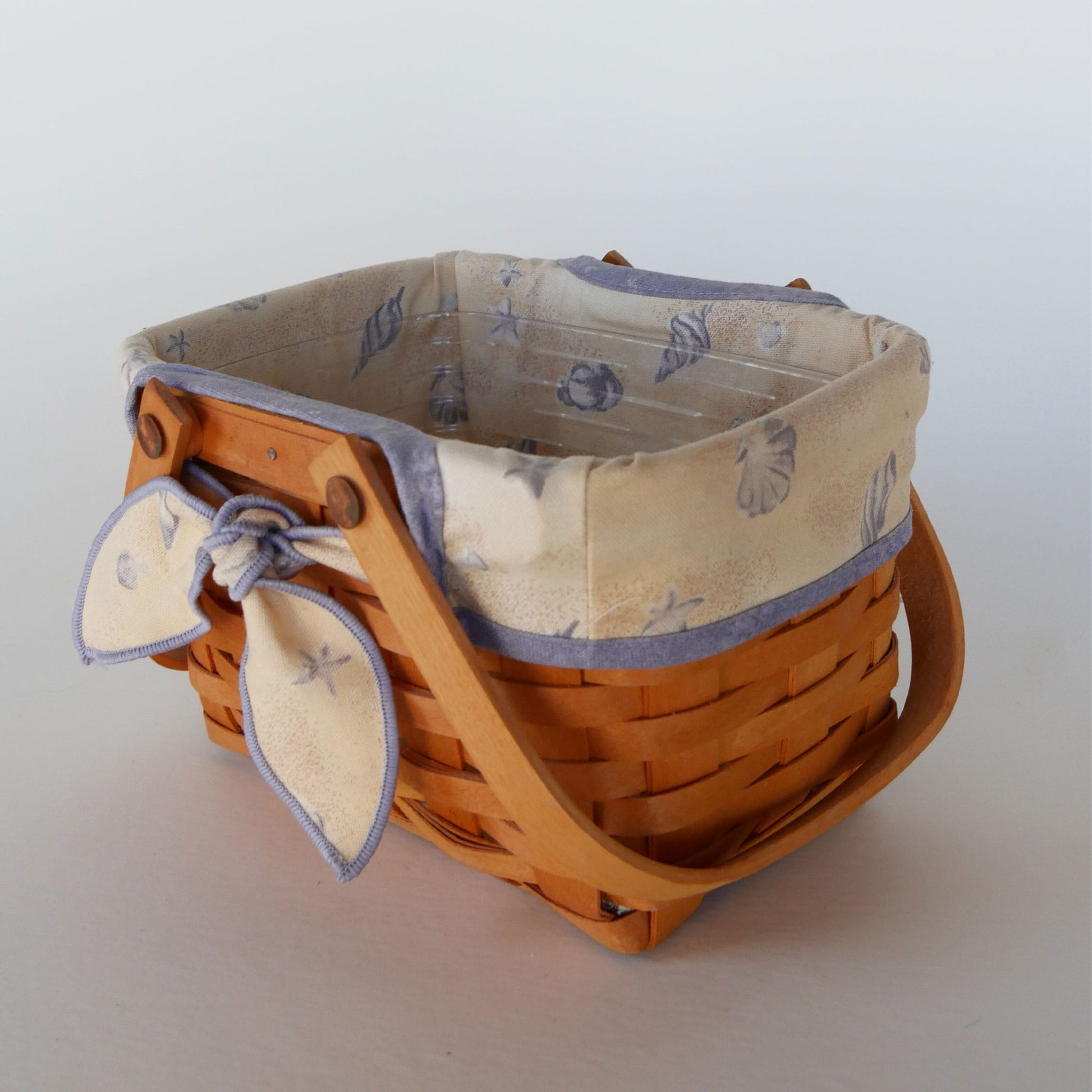 Longaberger Seashell Basket with Fabric Liner, Vintage Longaberger Beach Basket, Vintage Longaberger Nautical Basket, Vintage Nautical Wicker Decor, Vintage Longaberger Market Basket, Vintage Longaberger Picnic Basket, Vintage Picnic Basket, Vintage Wicker Decor