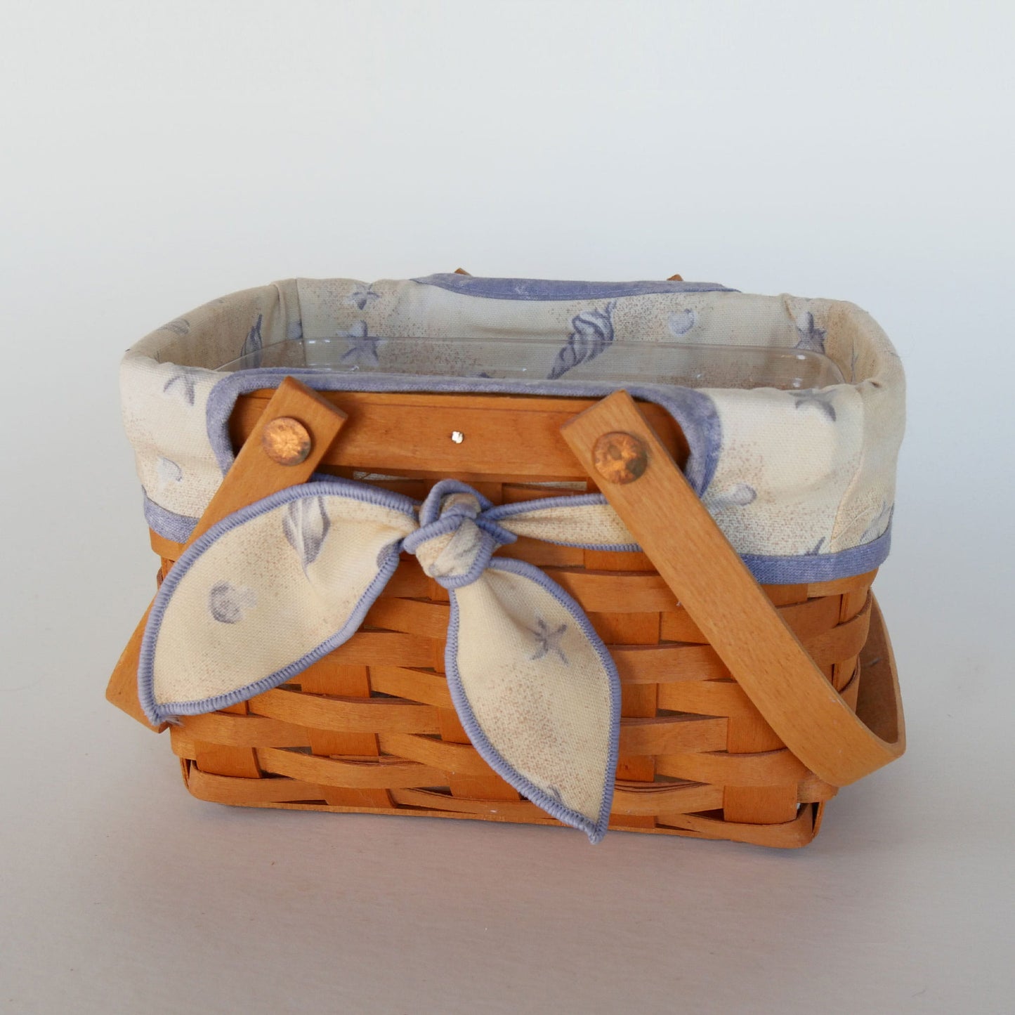 Longaberger Seashell Basket with Fabric Liner, Vintage Longaberger Beach Basket, Vintage Longaberger Nautical Basket, Vintage Nautical Wicker Decor, Vintage Longaberger Market Basket, Vintage Longaberger Picnic Basket, Vintage Picnic Basket, Vintage Wicker Decor