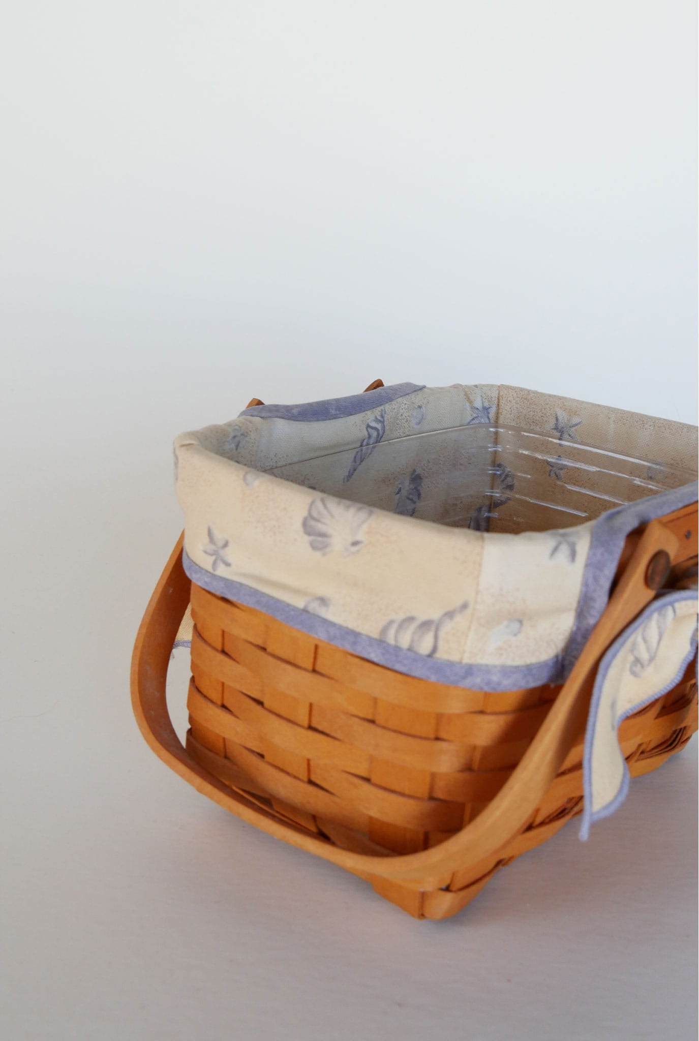 Longaberger Seashell Basket with Fabric Liner, Vintage Longaberger Beach Basket, Vintage Longaberger Nautical Basket, Vintage Nautical Wicker Decor, Vintage Longaberger Market Basket, Vintage Longaberger Picnic Basket, Vintage Picnic Basket, Vintage Wicker Decor