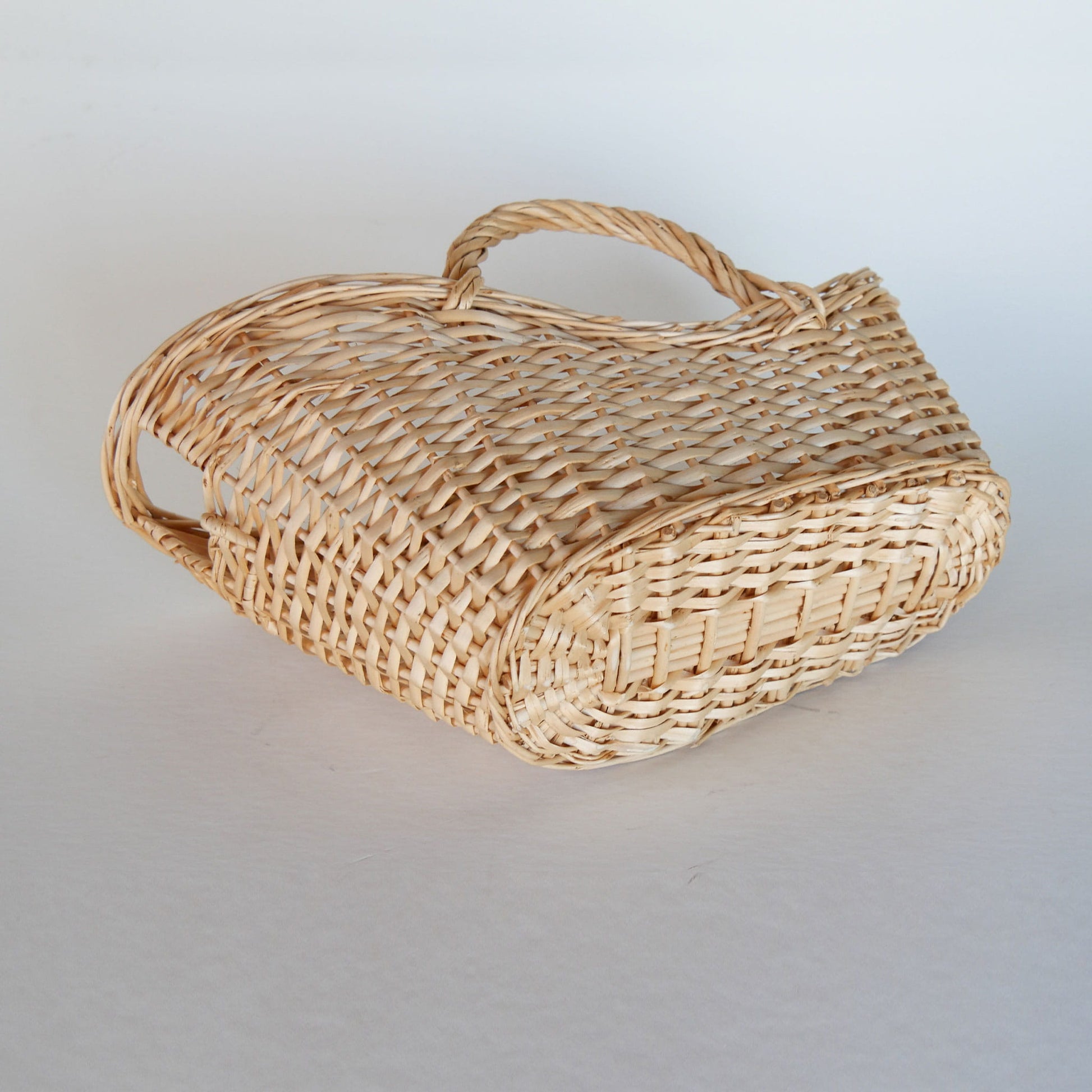 Natural Wicker Gathering Basket, Vintage Bottle Basket, Vintage Handle Basket, Vintage Home Decor