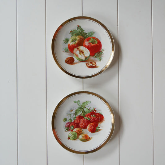 Pair of Antique Ceramic Fruit Plates, Strawberry and Apples, Antique Fruit Plates, Vintage Apple Plate, Vintage Strawberry Plates, Country Plate Wall, Farmhouse PLate Wall, Antique Fruit Plate Wall