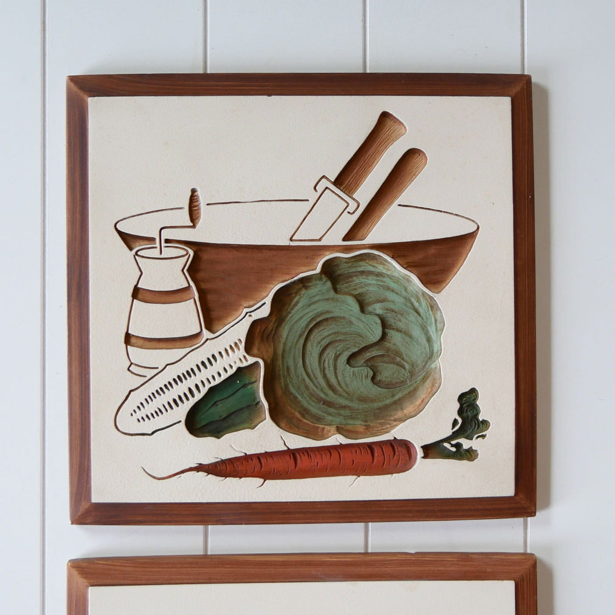 Pair of Vintage Chalkware Vegetable Garden Plaques, Farmhouse Garden Plaque, Vegetable Garden Wall Art, Vintage Garden Wall Art, Vintage Garden Plaque