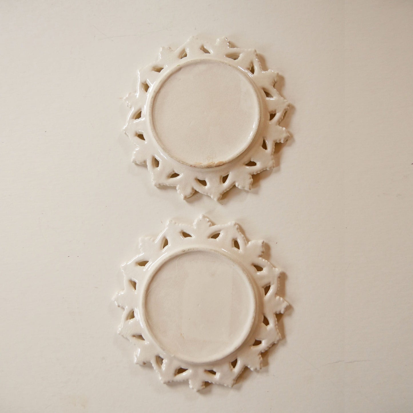 Pair of Vintage Lattice Edge Hand-Painted Floral Plates, Vintage Floral Plate WAll, Vintage Cottagecore Plate Wall, Vintage Cottage Plate Wall, Vintage Decorative Floral Plates, Vintage Lace Edge Plates