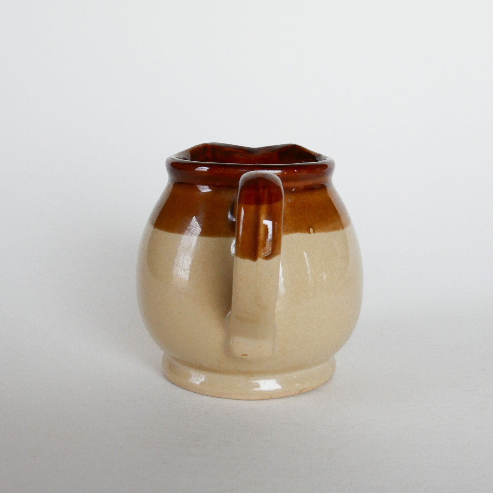 Pair of Vintage Two-Tone Stoneware Creamer Pitchers, Vintage Stoneware Creamers, Vintage Two Tone Creamer Set, Vintage Two Tone Cermanic Creamers, Vintage Farmhouse Stoneware, Vintage Home DEcor