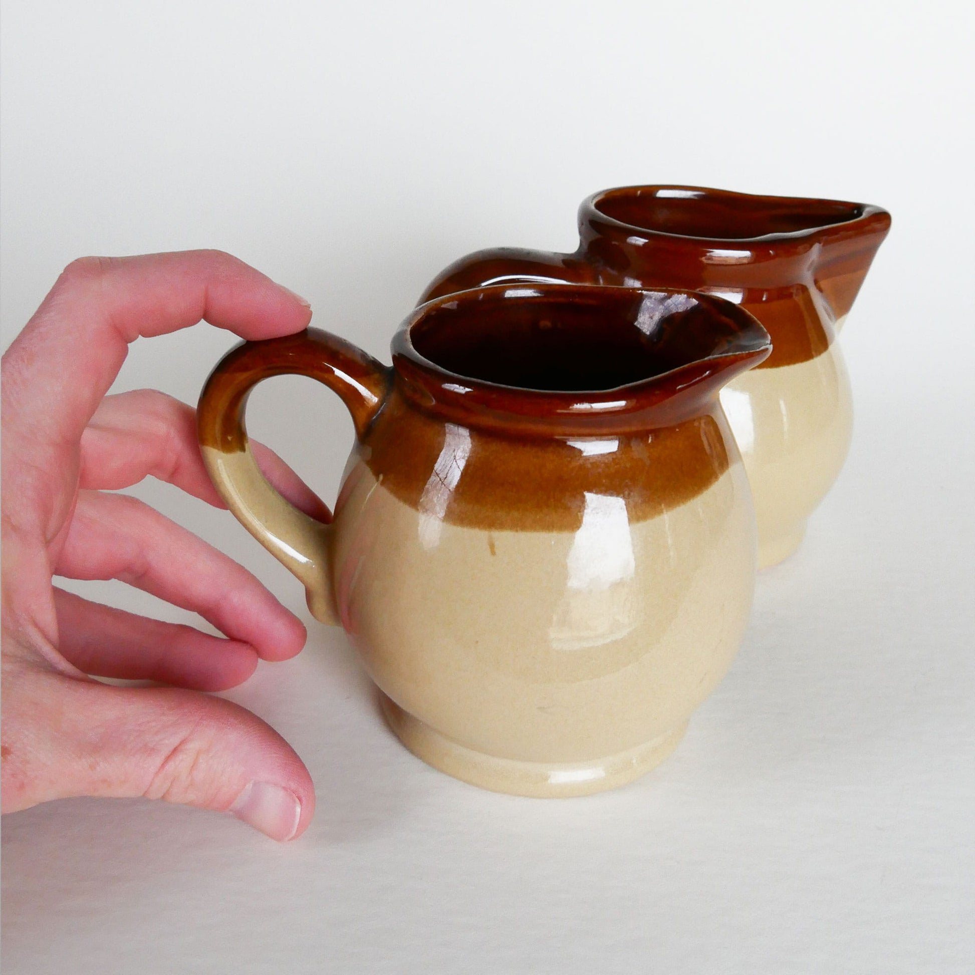 Pair of Vintage Two-Tone Stoneware Creamer Pitchers, Vintage Stoneware Creamers, Vintage Two Tone Creamer Set, Vintage Two Tone Cermanic Creamers, Vintage Farmhouse Stoneware, Vintage Home DEcor