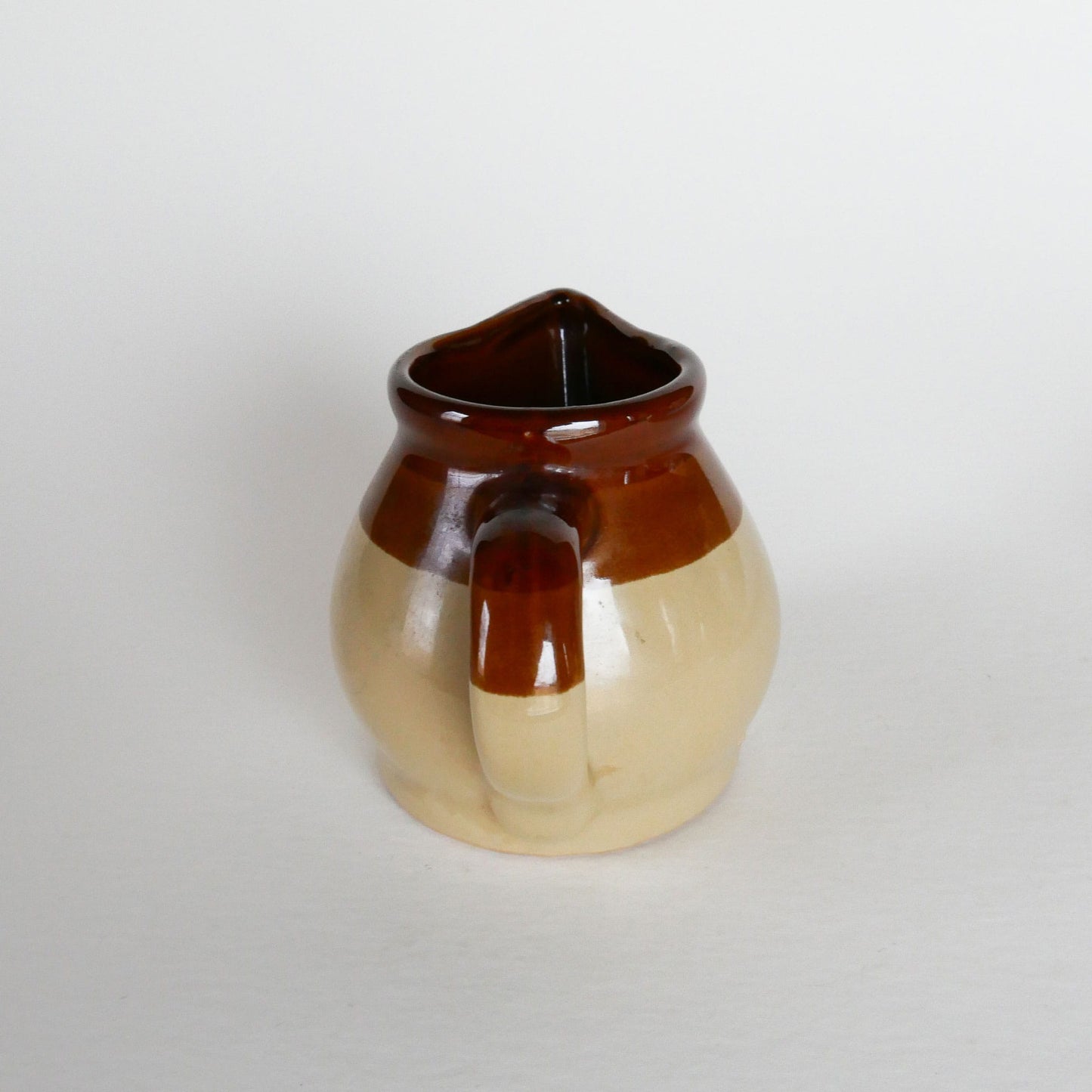 Pair of Vintage Two-Tone Stoneware Creamer Pitchers, Vintage Stoneware Creamers, Vintage Two Tone Creamer Set, Vintage Two Tone Cermanic Creamers, Vintage Farmhouse Stoneware, Vintage Home DEcor