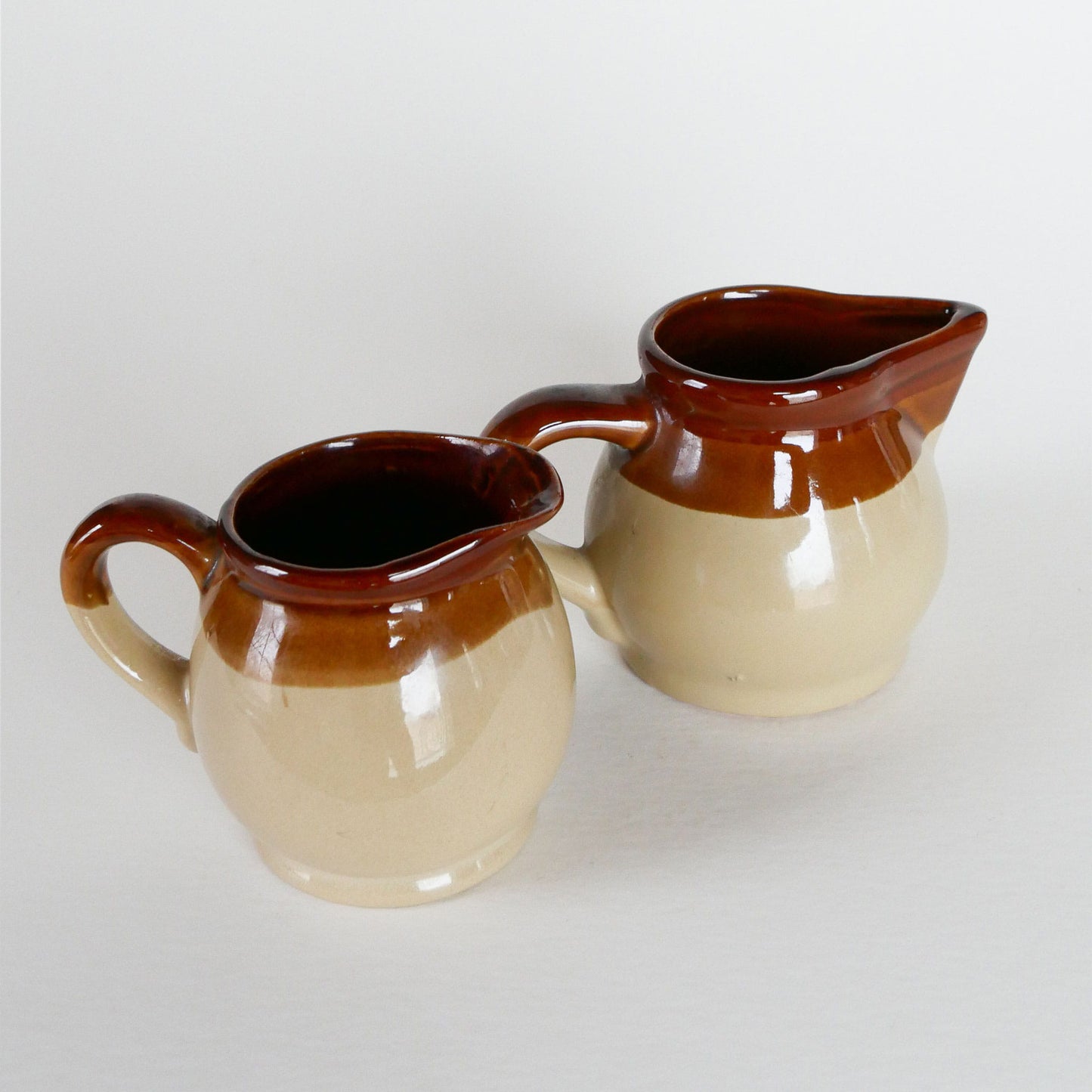 Pair of Vintage Two-Tone Stoneware Creamer Pitchers, Vintage Stoneware Creamers, Vintage Two Tone Creamer Set, Vintage Two Tone Cermanic Creamers, Vintage Farmhouse Stoneware, Vintage Home DEcor