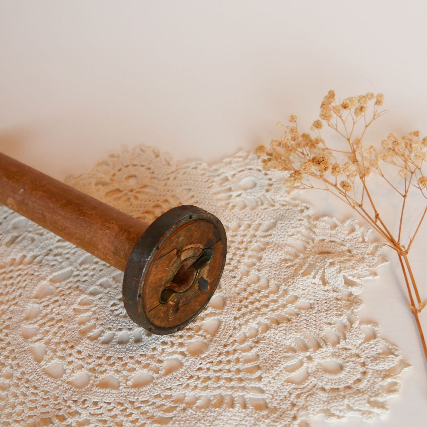 Primitive 10in Wooden Thread Bobbin, Primitive Home Decor, Vintage Farmhouse Decor, Vintage Thread Bobbin Spools, Primitive Thread Spools