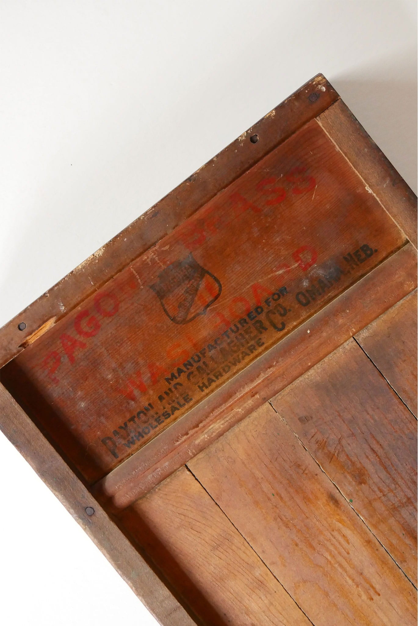 Primitive Washboard with Hooks, Primitive Wooden Washboard, Vintage Washboard, Vintage Kitchen Washboard, Vintage Primitive Kitchen Wall Decor, Primitive Wall Decor, Vintage Washboard, Primitive Farmhosue Washboard