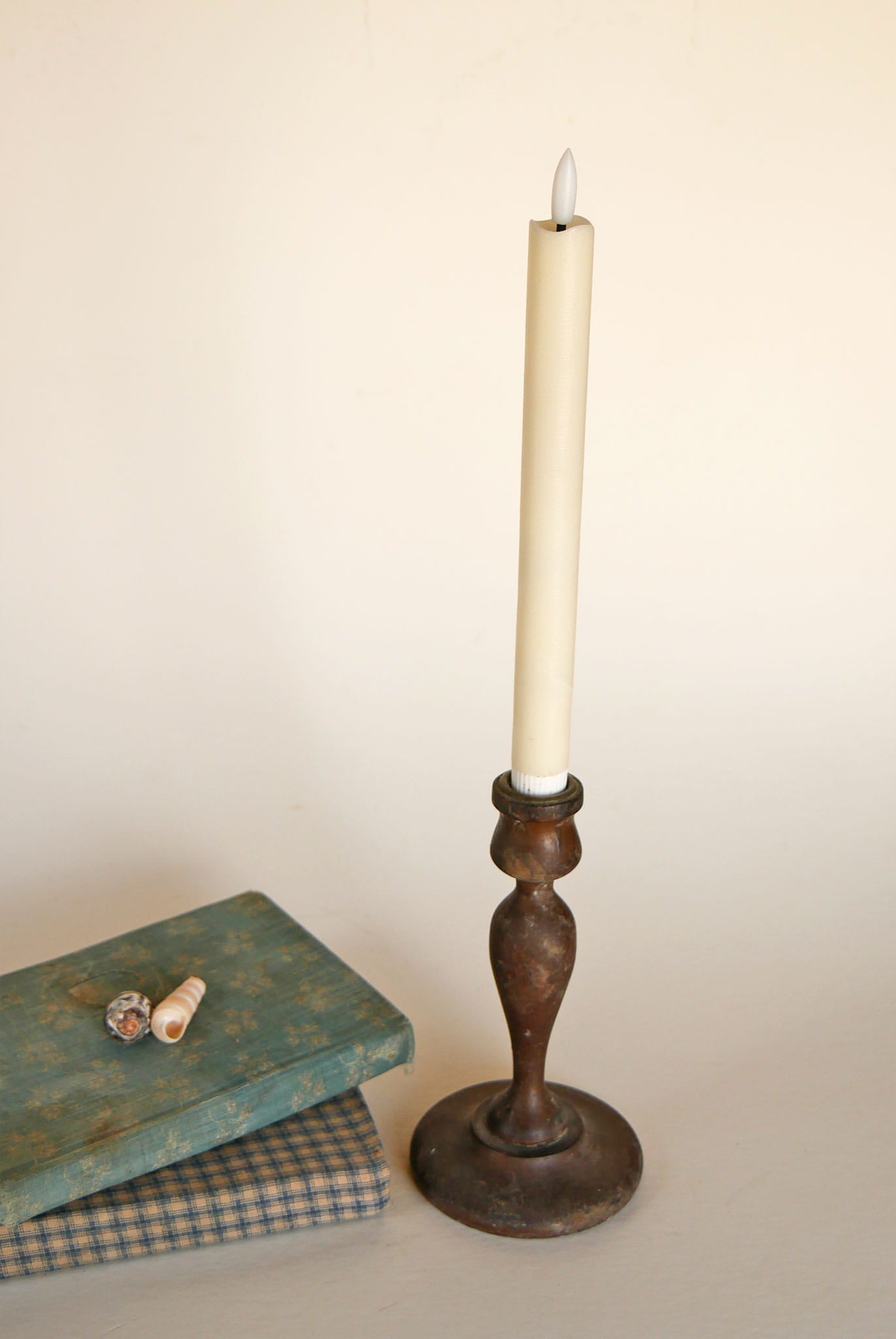 Vintage Wooden Candlestick Holder, Primitive Candlestick Holders, Vintage Candle Holders, Primitive Candleholders, Vintage Home Decor, Vintage Cottage Decor