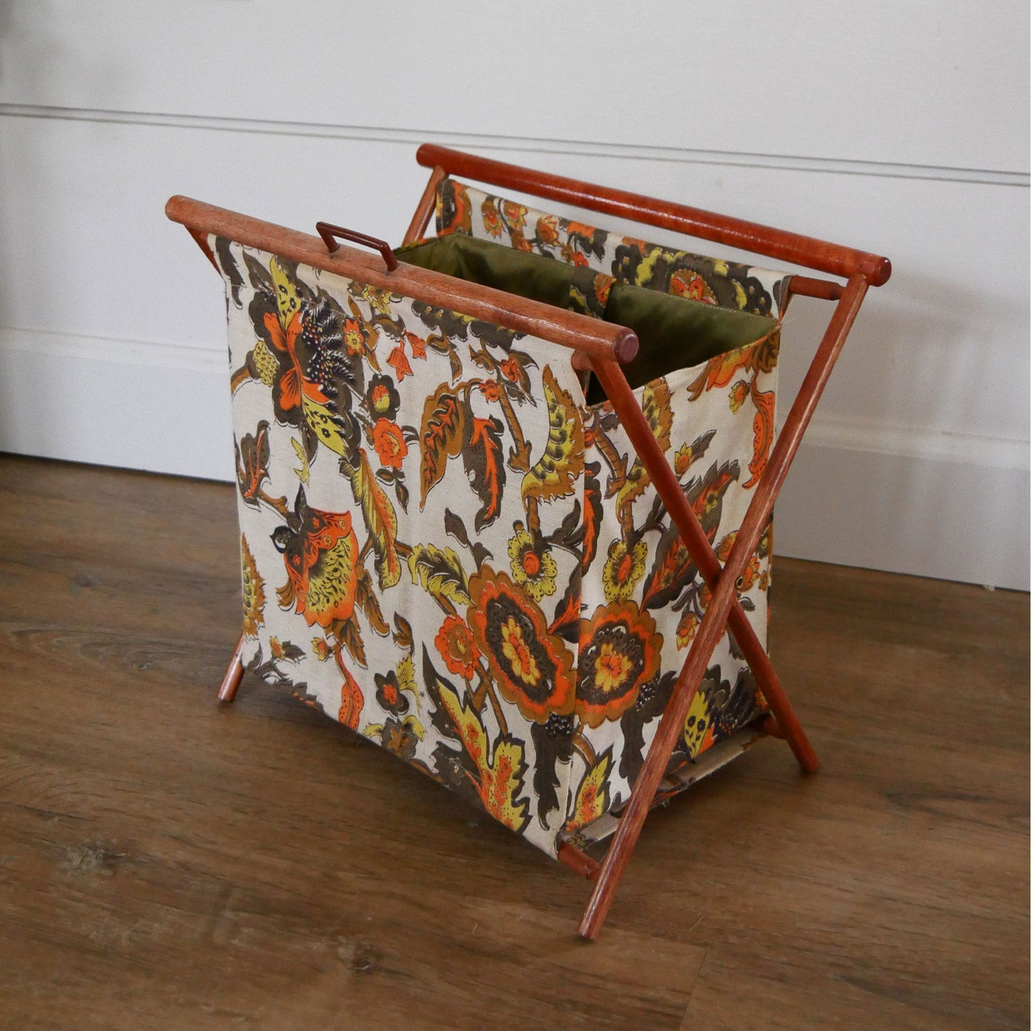 Retro Canvas Sewing Caddy, Vintage Sewing Caddy, Vintage Magazine Rack, Vintage Floral Sewing Caddy, Vintage Retro Decor, Vintage 70s Decor, Vintage Wood Sewing Caddy