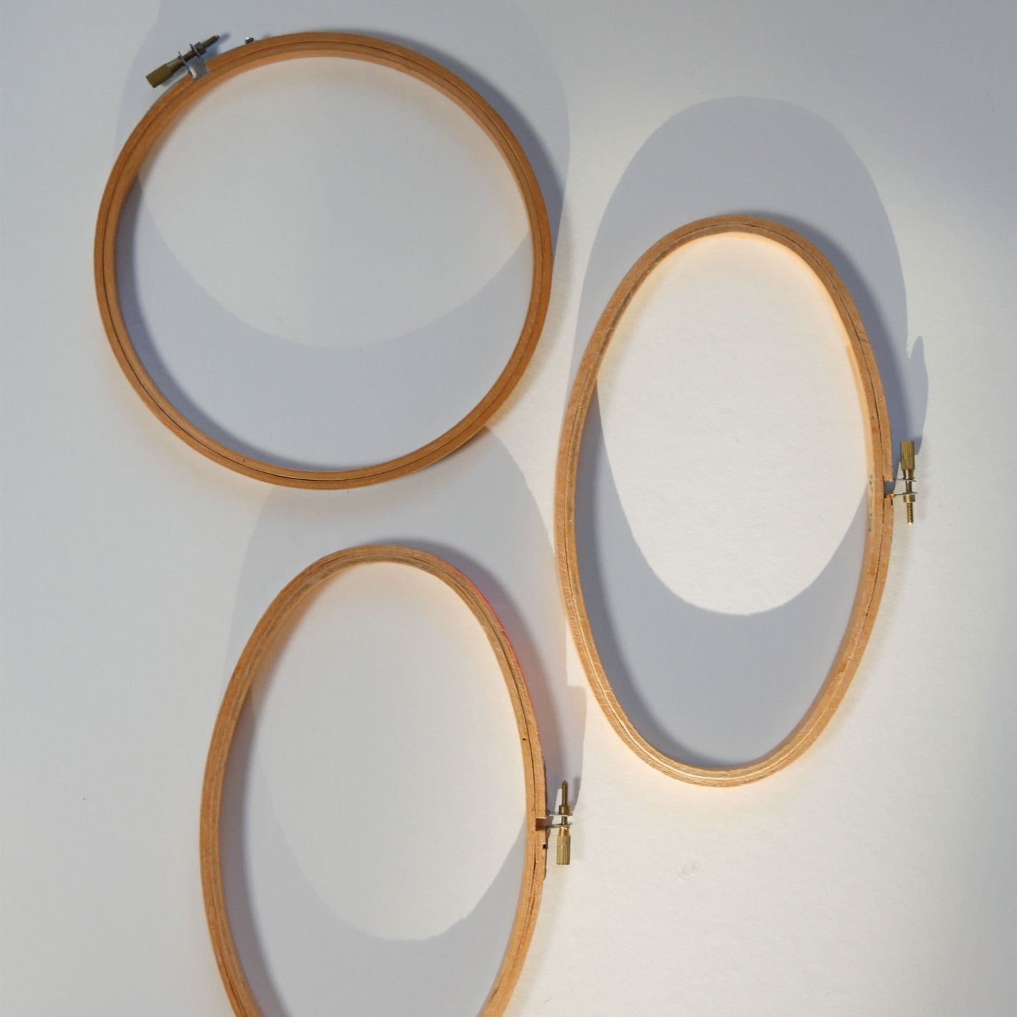 Set of 3 Vintage Oval and Round Wood Embroidery Hoops, Vintage Farmhouse Decor, intage Embroidery Hoops