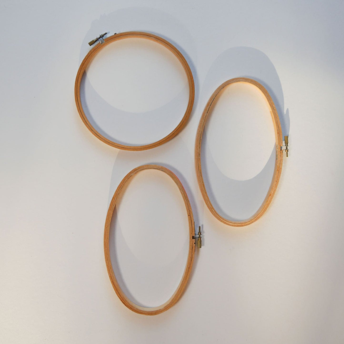 Set of 3 Vintage Oval and Round Wood Embroidery Hoops, Vintage Farmhouse Decor, intage Embroidery Hoops