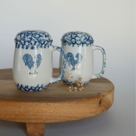 Blue and White Rooster and Pear Salt & Pepper Shakers, Blue Sponge, Vintage Farmhouse Salt and Pepper Shakers, Vintage Kitchen Decor