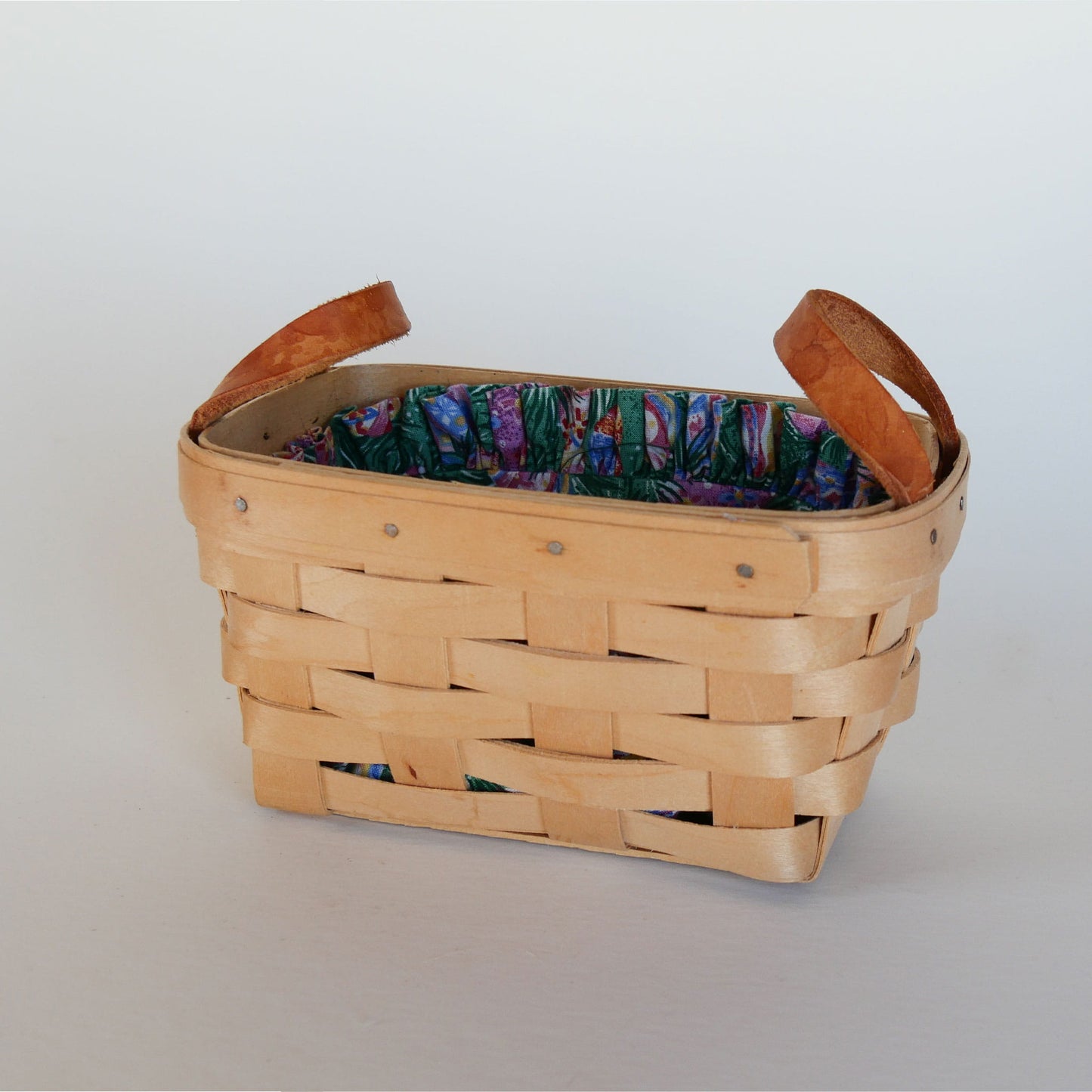 Longaberger Tea Basket with Easter Liner, Vintage Longaberger Easter Basket, Vintage Longaberger Basket, Vintage Longaberger Easter Basket, Vintage Longaberger Wicker, Vintage Home Decor