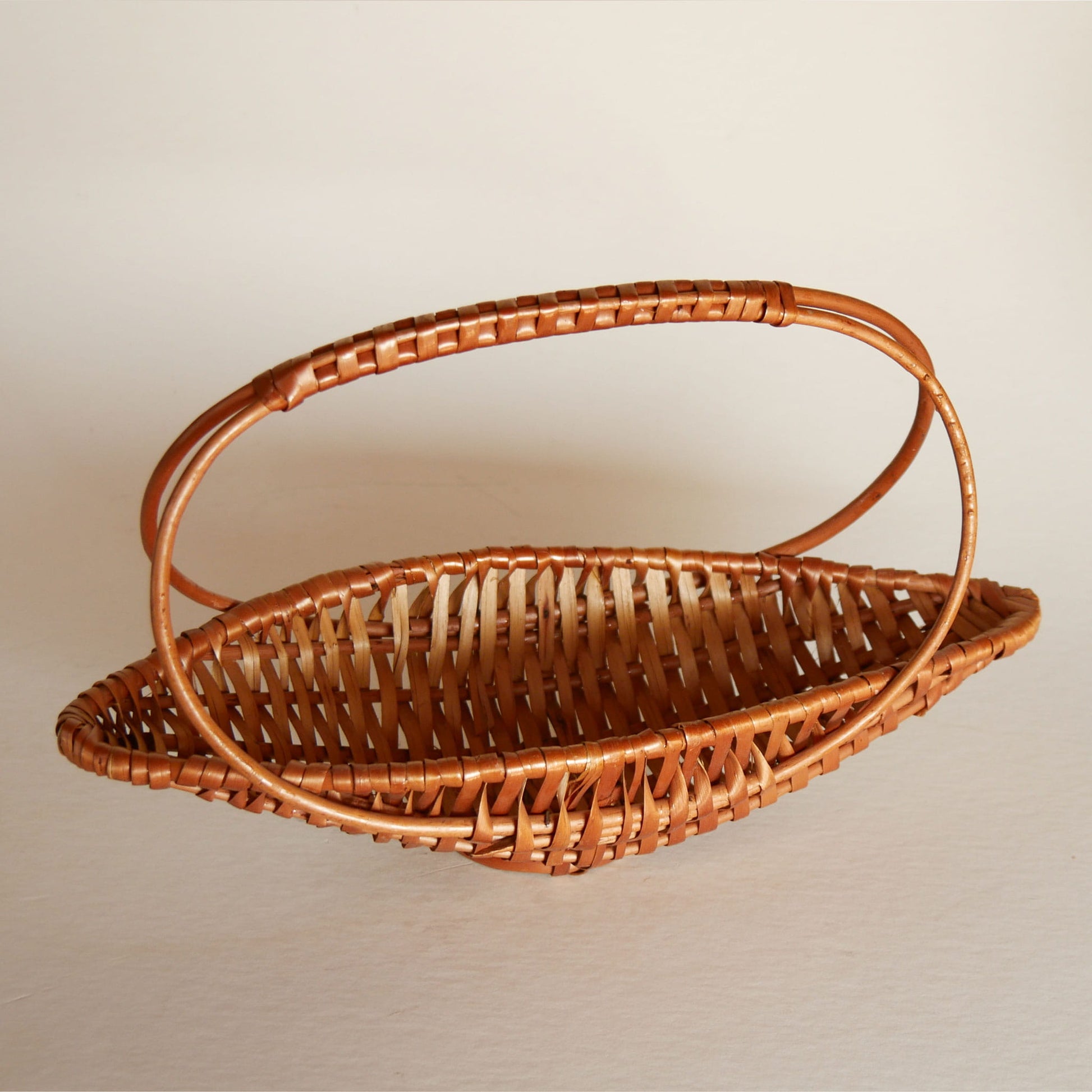 Small Oval Boat Shaped Basket, Vintage Chinese Basket, Vintage Farmhouse Basket, Vintage Cottage Basket, Vintage Cottagecore Basket, Vintage Baskets, Vintage Handle Baskets