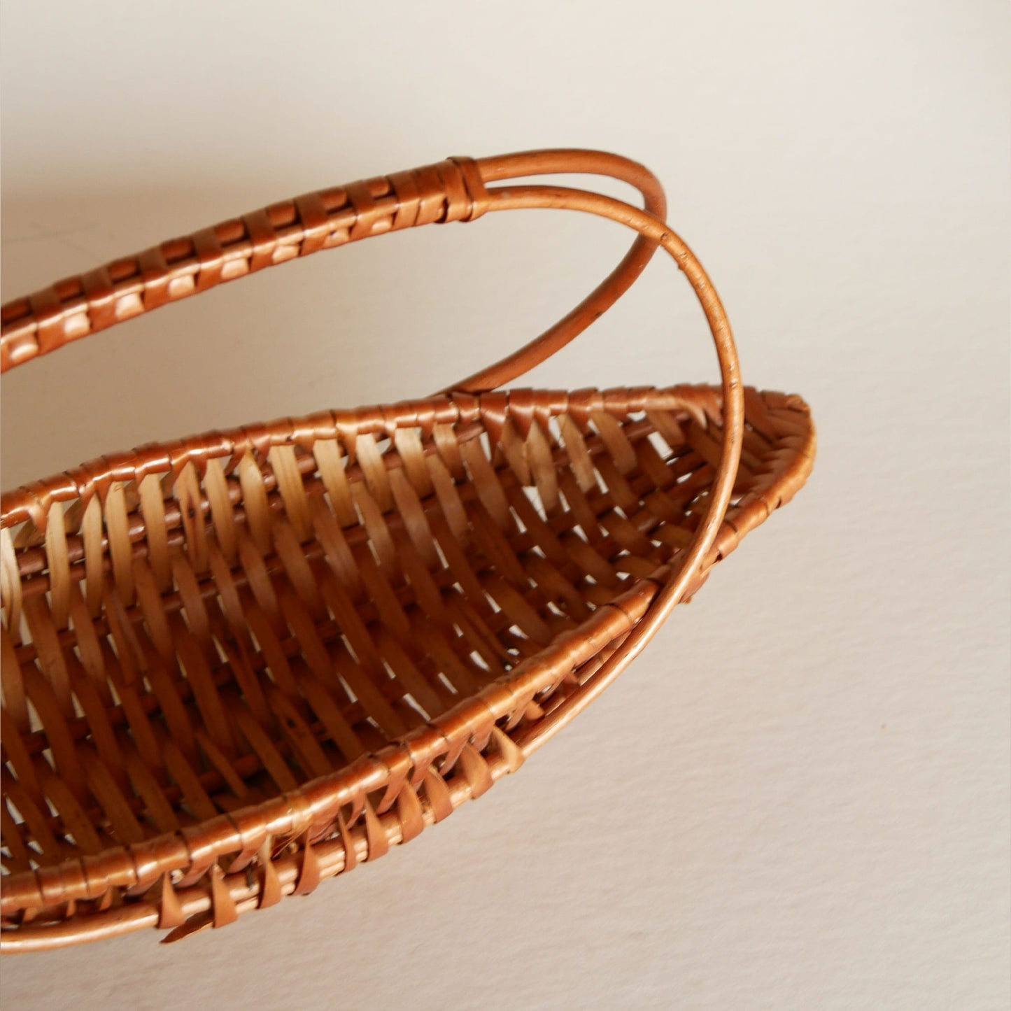 Small Oval Boat Shaped Basket, Vintage Chinese Basket, Vintage Farmhouse Basket, Vintage Cottage Basket, Vintage Cottagecore Basket, Vintage Baskets, Vintage Handle Baskets