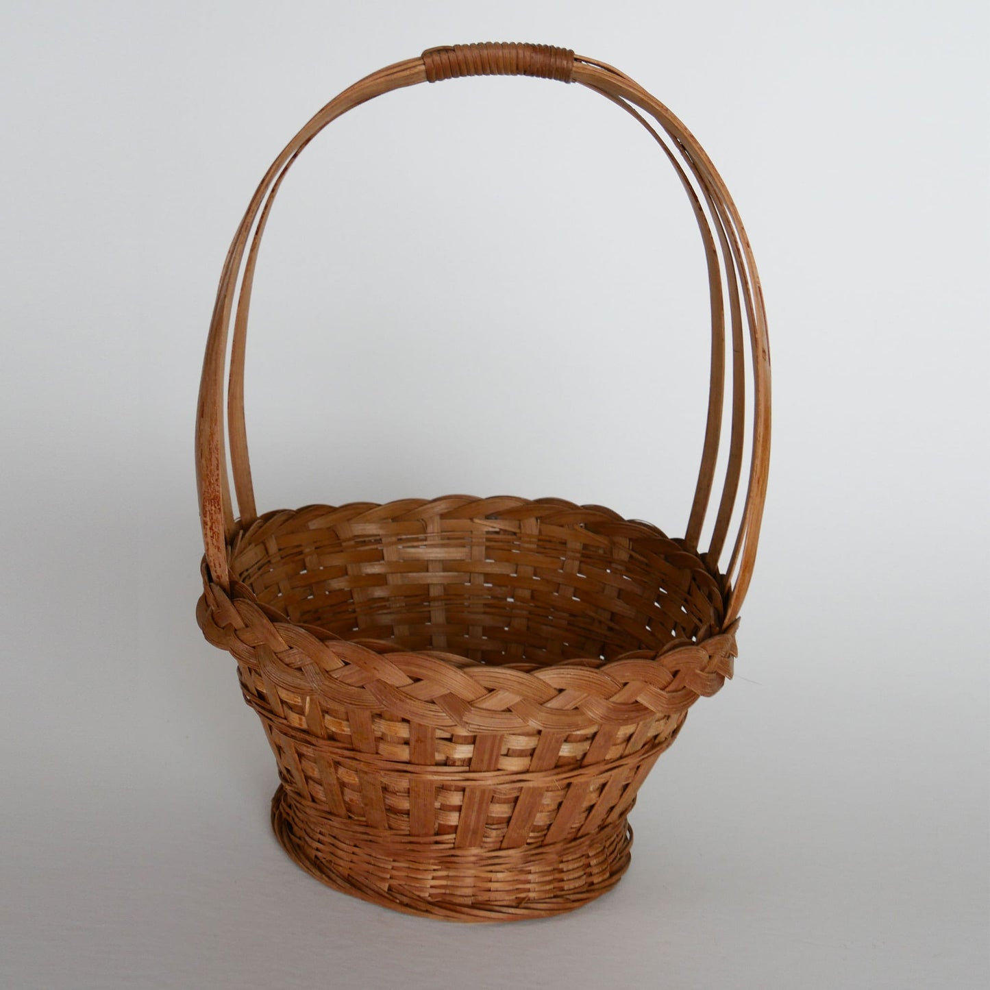 Small Vintage Braided Wicker Handled Basket, Vintage Braided Basket, Vintage Basket Decor, Vintage Home Decor