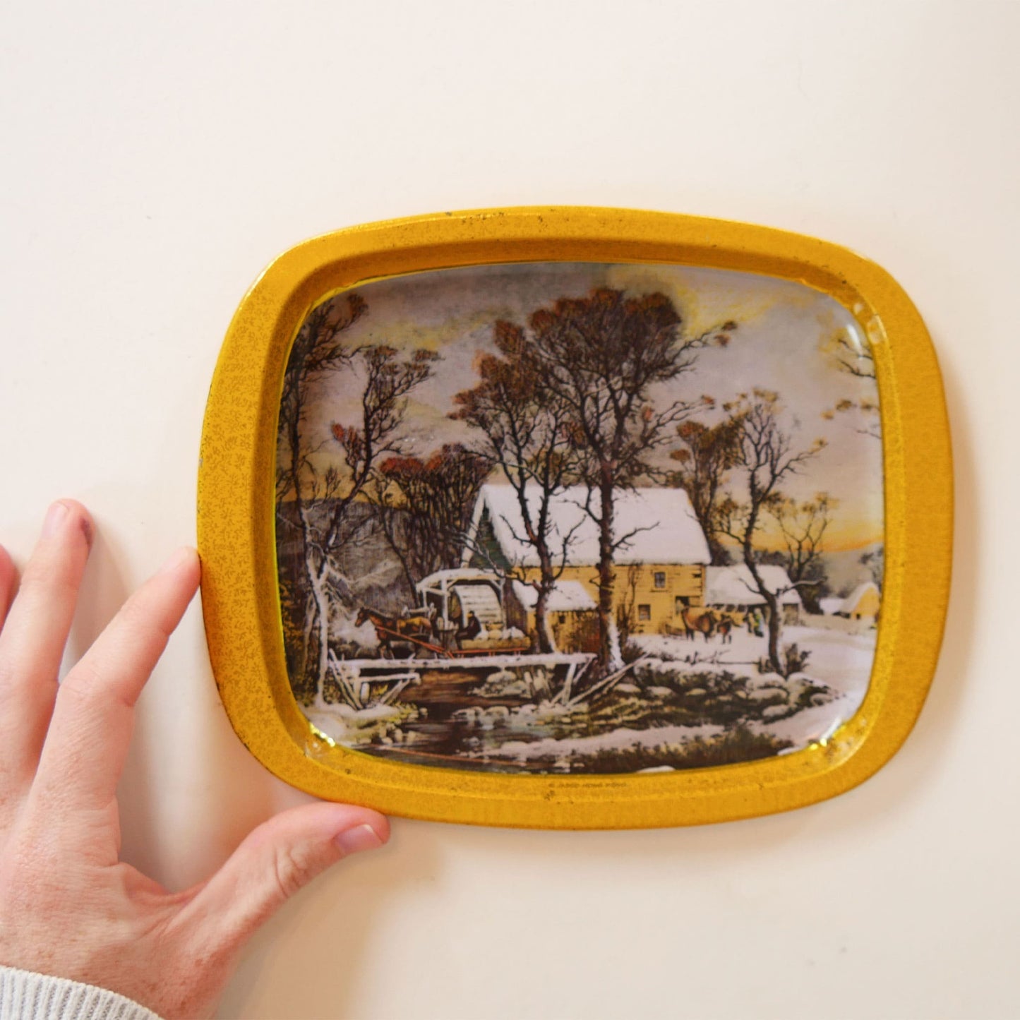 Small Vintage Yellow Metal Tray, Yellow Farmhouse Scene, Vintage Farmhouse DEcor, Vintage Farmhouse Trays