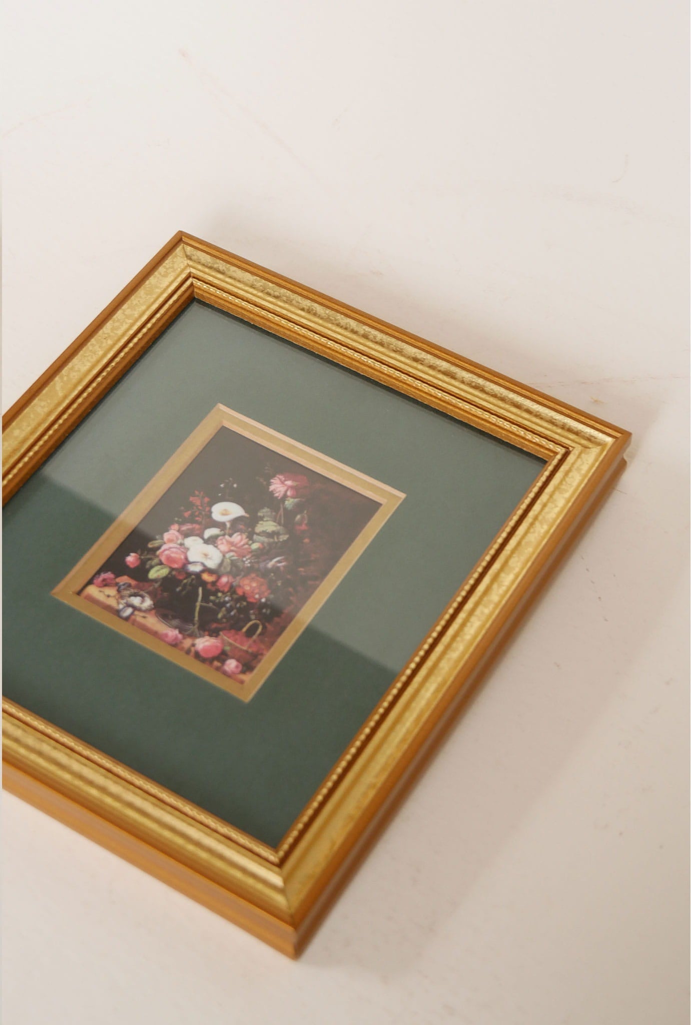 Small Vintage Gold Framed Moody Floral Print, Vintage moody Floral Print, Vintage Framed Floral Still Life Print, VIntage Floral Gallery Wall Print