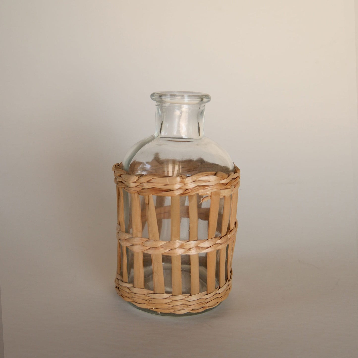 Wicker Wrapped Glass Jar, Seagrass Wrapped Jar, Decorative Wicekr Jar, VIntage Decorative Seagrass Jar, Demijohn Glass, Wicker Jar, Vintage Wicker Jar, VIntage Nautical Jar, VIntage Coastal Vase