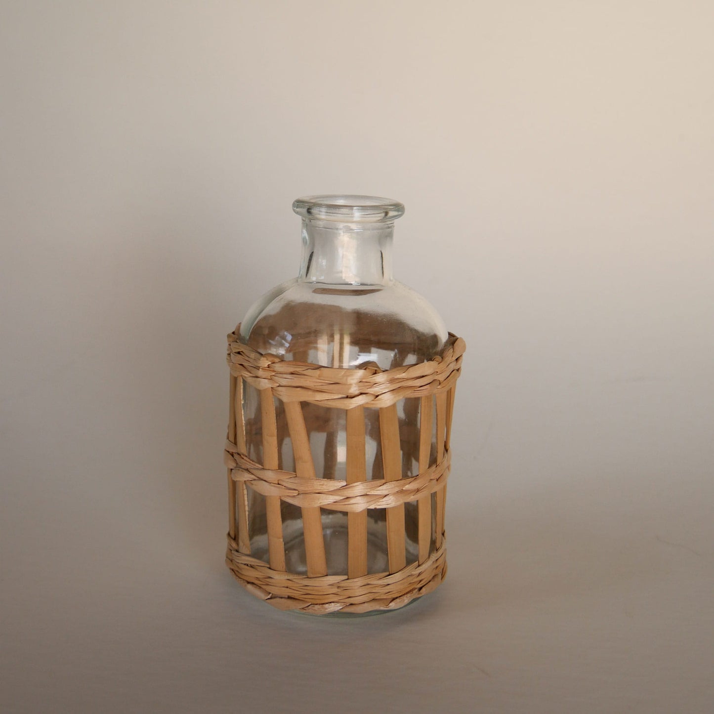 Wicker Wrapped Glass Jar, Seagrass Wrapped Jar, Decorative Wicekr Jar, VIntage Decorative Seagrass Jar, Demijohn Glass, Wicker Jar, Vintage Wicker Jar, VIntage Nautical Jar, VIntage Coastal Vase