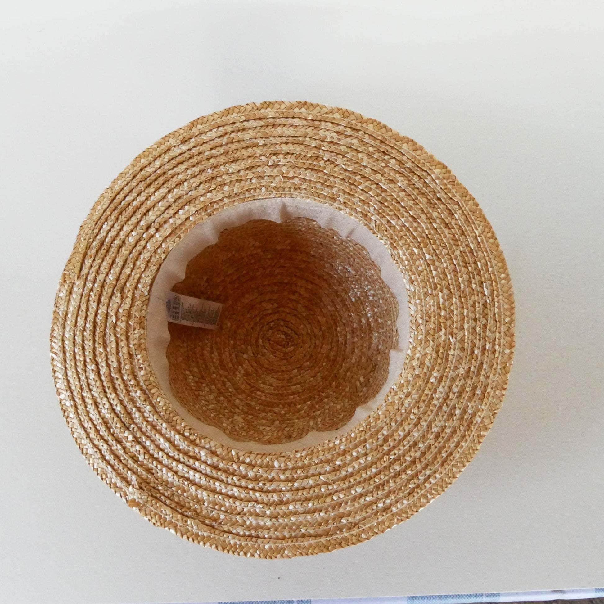 Straw Boater Hat with Black Band and Bow, Derby Hat, Vintage Straw Derby Hat, Vintage Wicker Hat, Vintage Boater Hat, Vintage Straw Hat Black Band, Boho Straw Hat