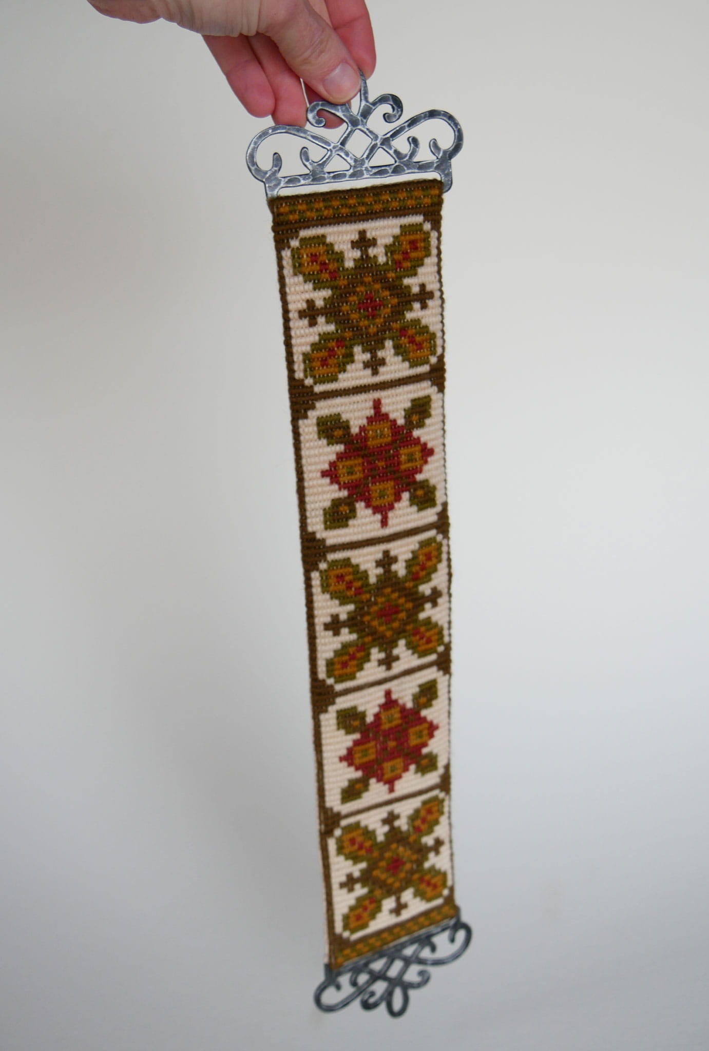 Swedish Embroidery Wall Hanging, Folk Wall Hanging, Swedish Wall Hanging, Vintage Folk Wall Decor, Vintage Tapestry Wall Hanging, Vintage Wall Decor