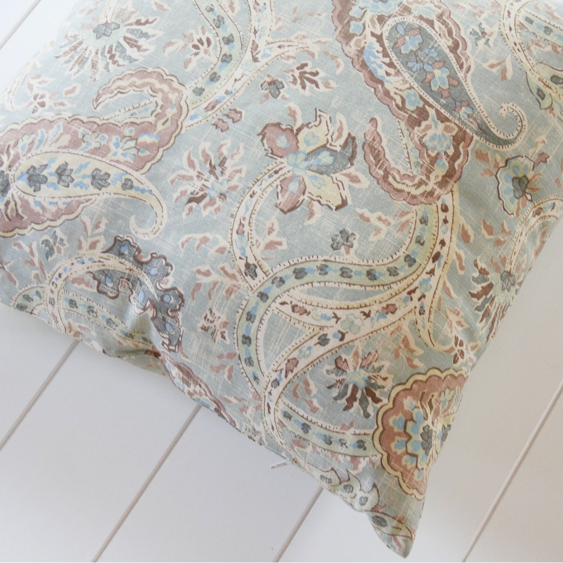 Vintage Teal Floral Detail Accent Pillow, Floral Throw Pillow, Vintage Floral Accent Pillow, Cottage Throw Pillow, Cottagecore Floral ACcent Pillow