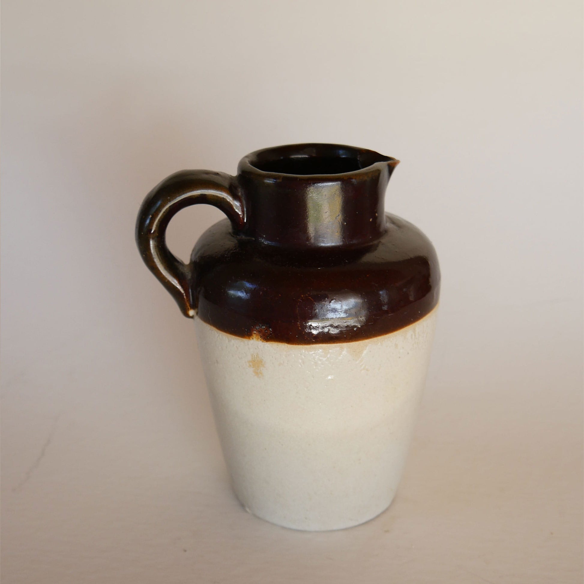 Primitive Two-Tone Stoneware Jug with Handle, Primitive Stoneware, Two Tone toneware, Vintage Stoneware Pitcher, Vintage Stoneware Jug, Primitive Jug, Primitive Pottery Jug, Primitive Two Tone Stoneware, Primitive Kitchen Decor, Farmhouse Kitchen Decor