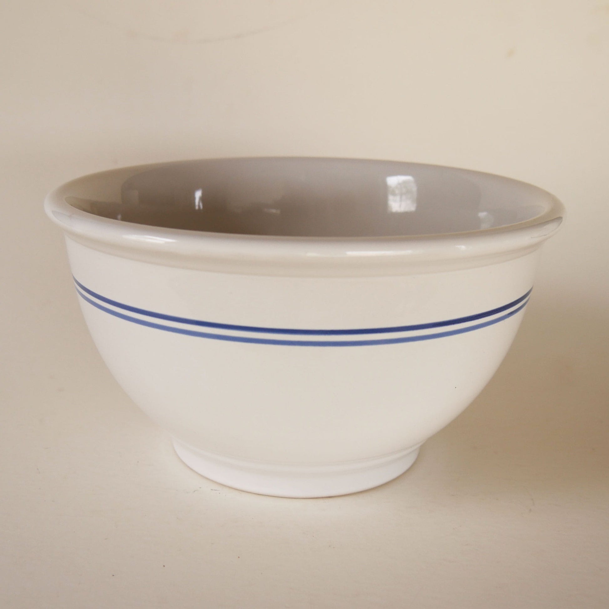 8.5in Vintage Blue Stripe Ceramic Bowl, Farmhouse Bowl, Vintage Blue Stripe Bowl, Vintage Farmhouse Bowl, Vintage Bowl, Vintage Blue and White Bowl