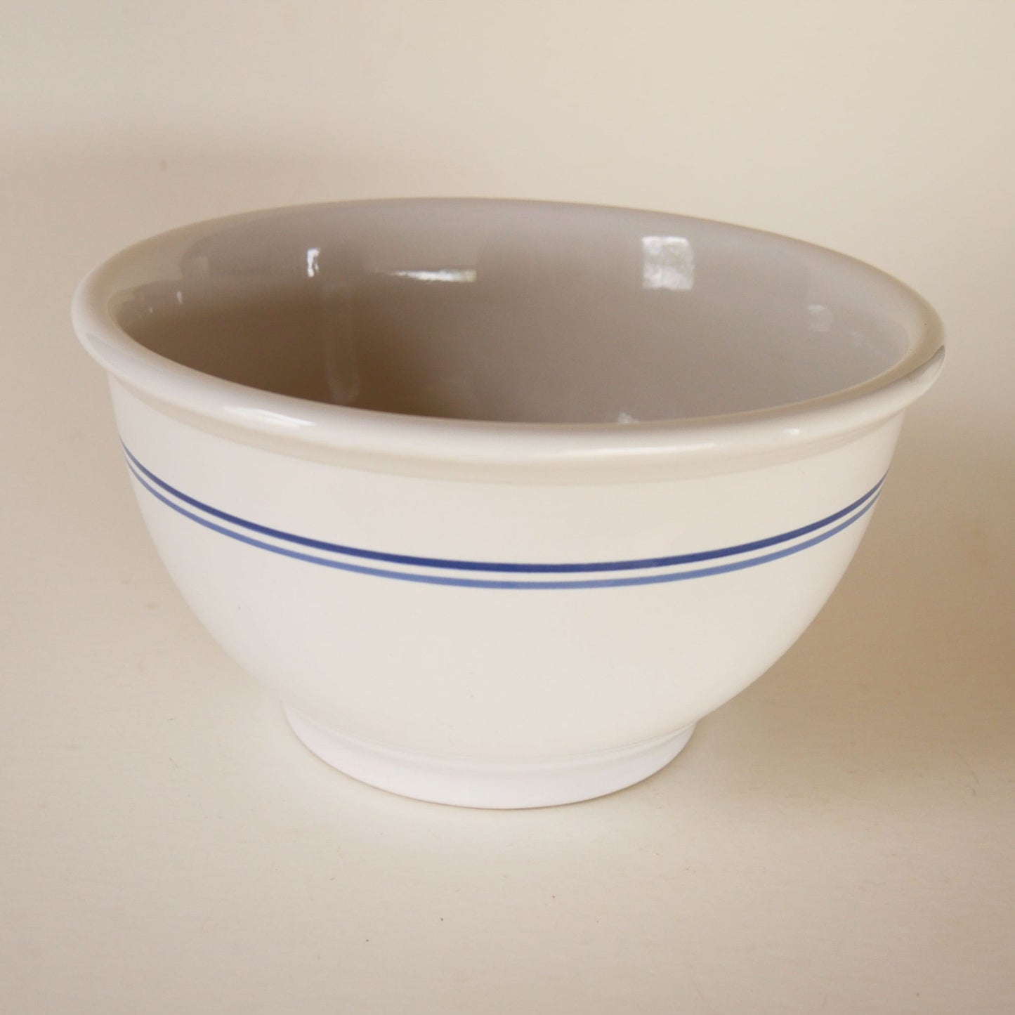 8.5in Vintage Blue Stripe Ceramic Bowl, Farmhouse Bowl, Vintage Blue Stripe Bowl, Vintage Farmhouse Bowl, Vintage Bowl, Vintage Blue and White Bowl